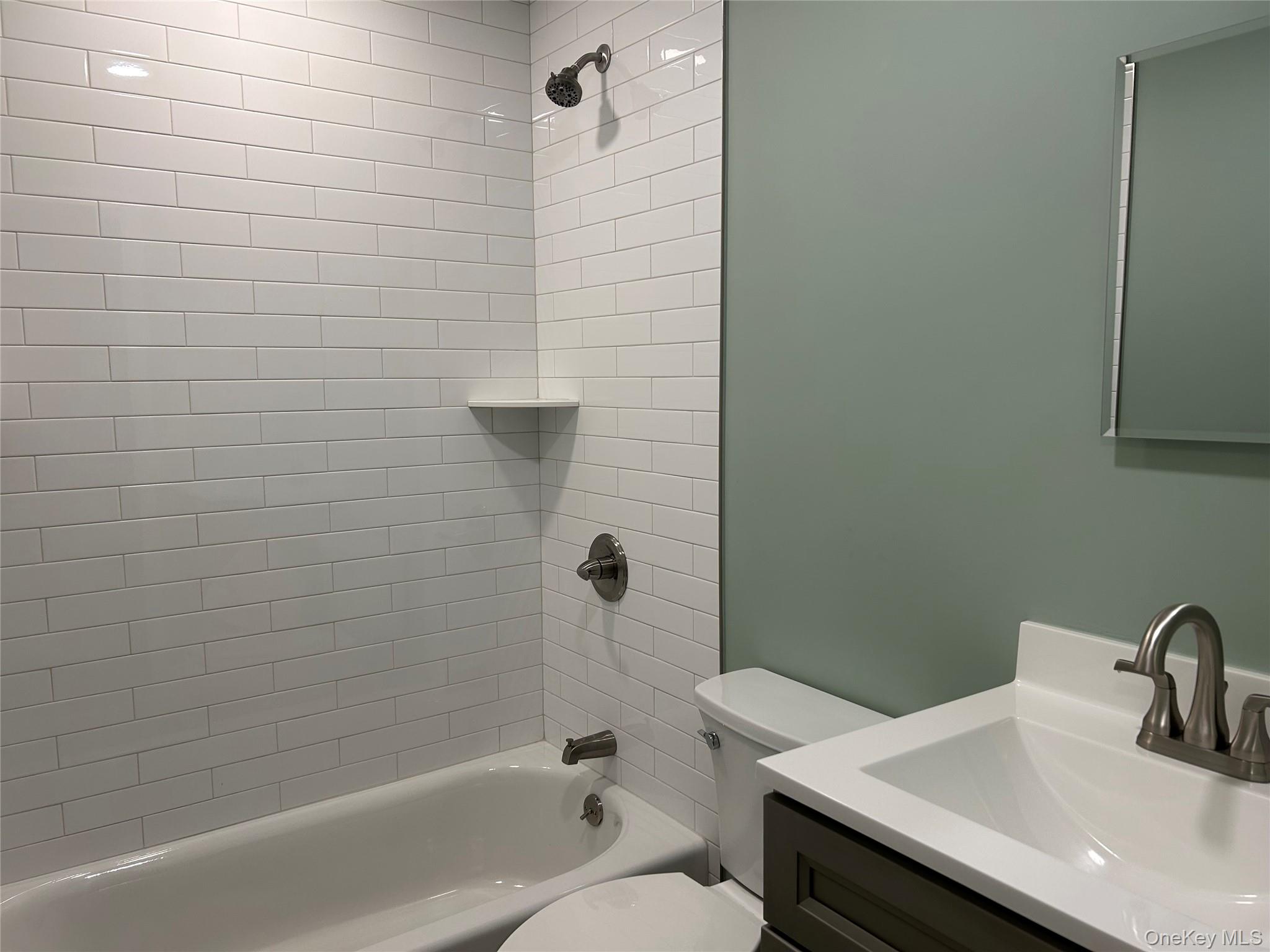 85 Ralph Avenue, Unit 2 photo 13