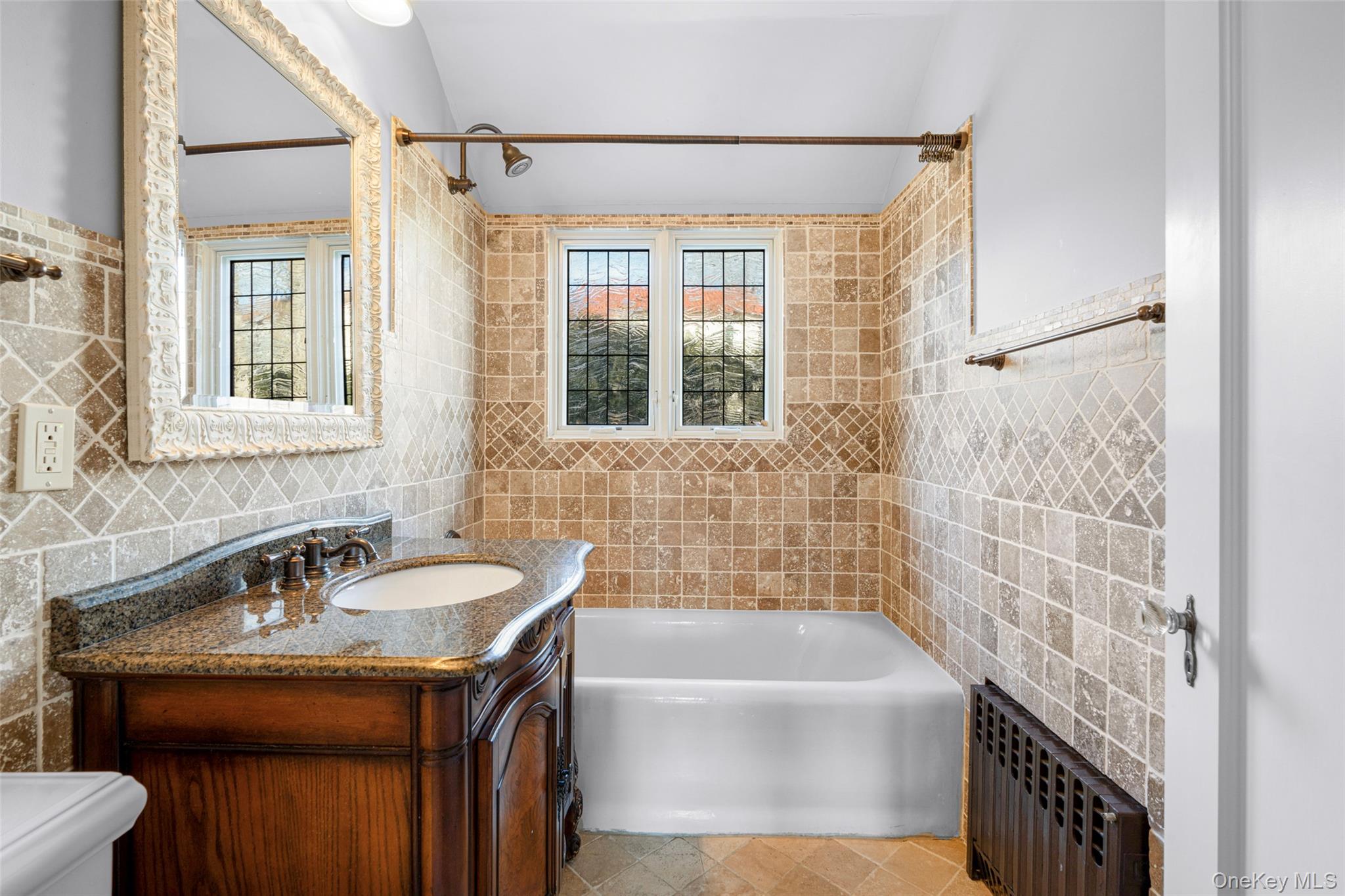 22 Verdun Avenue – For Rent photo 20