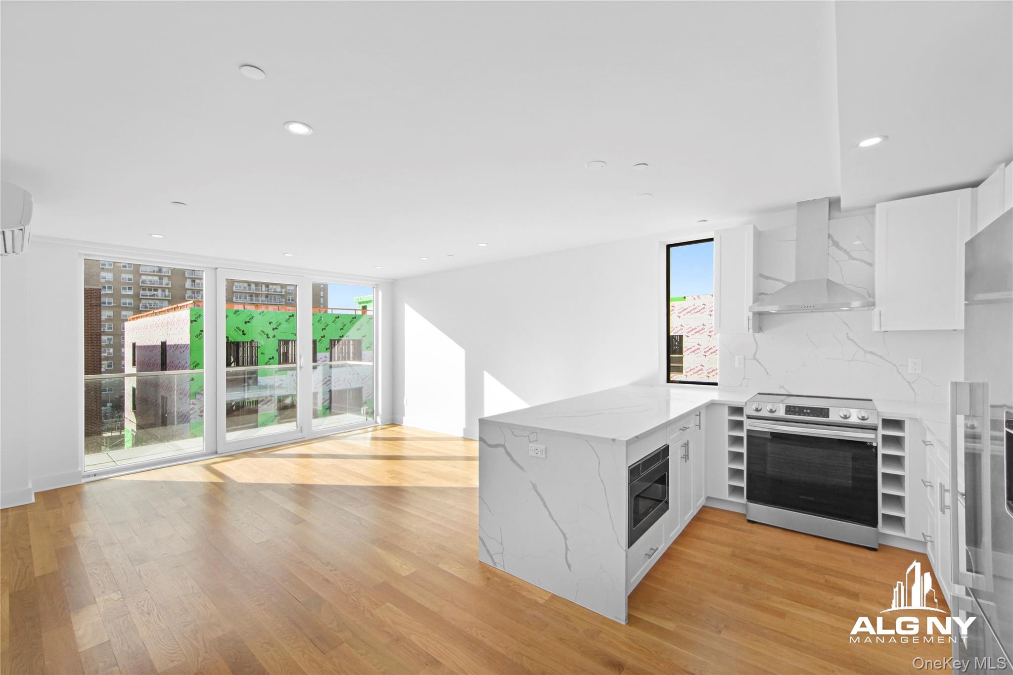 183 Beach 101st Street, Unit 3B photo 4