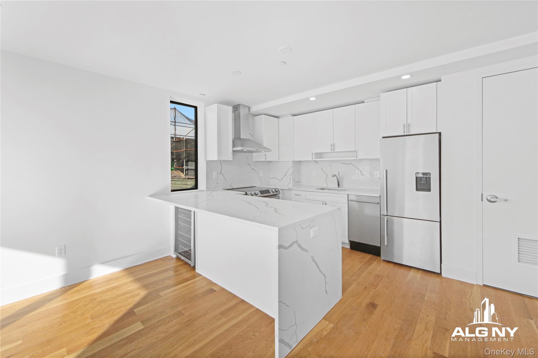 183 Beach 101st Street, Unit 3B photo 3
