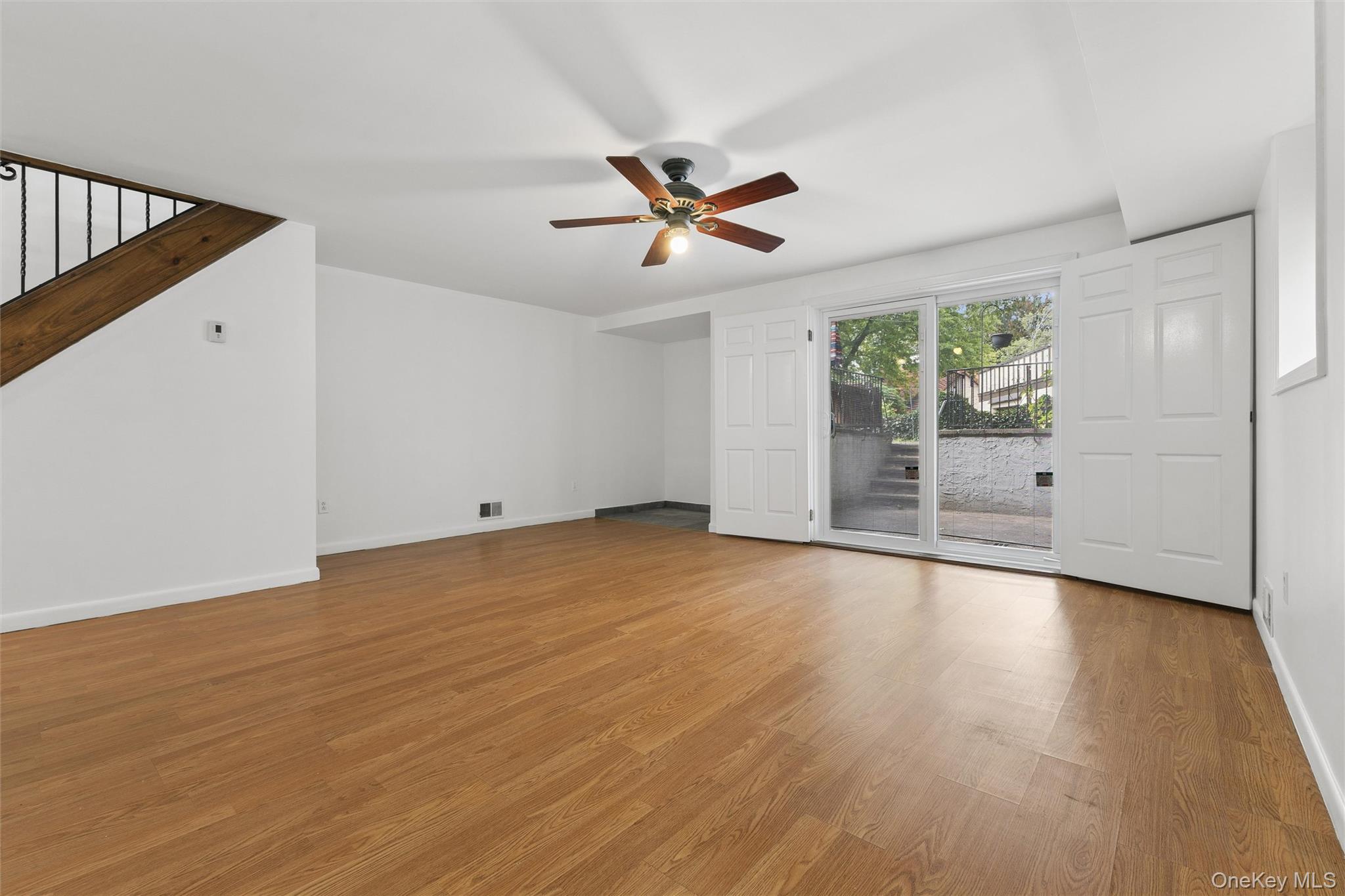 116-45 Union Turnpike – For Rent photo 18