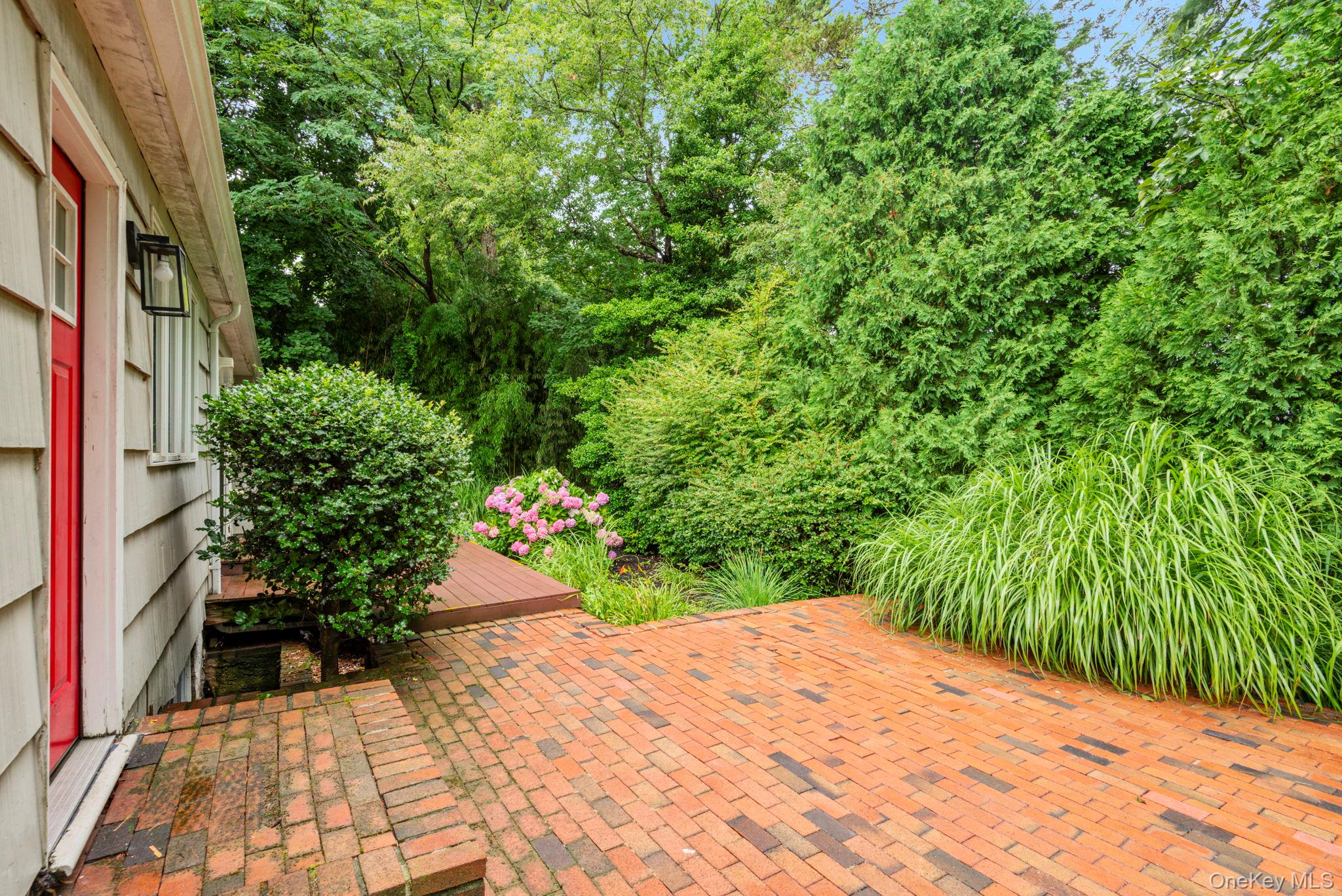 75 Cove Road – For Sale photo 36