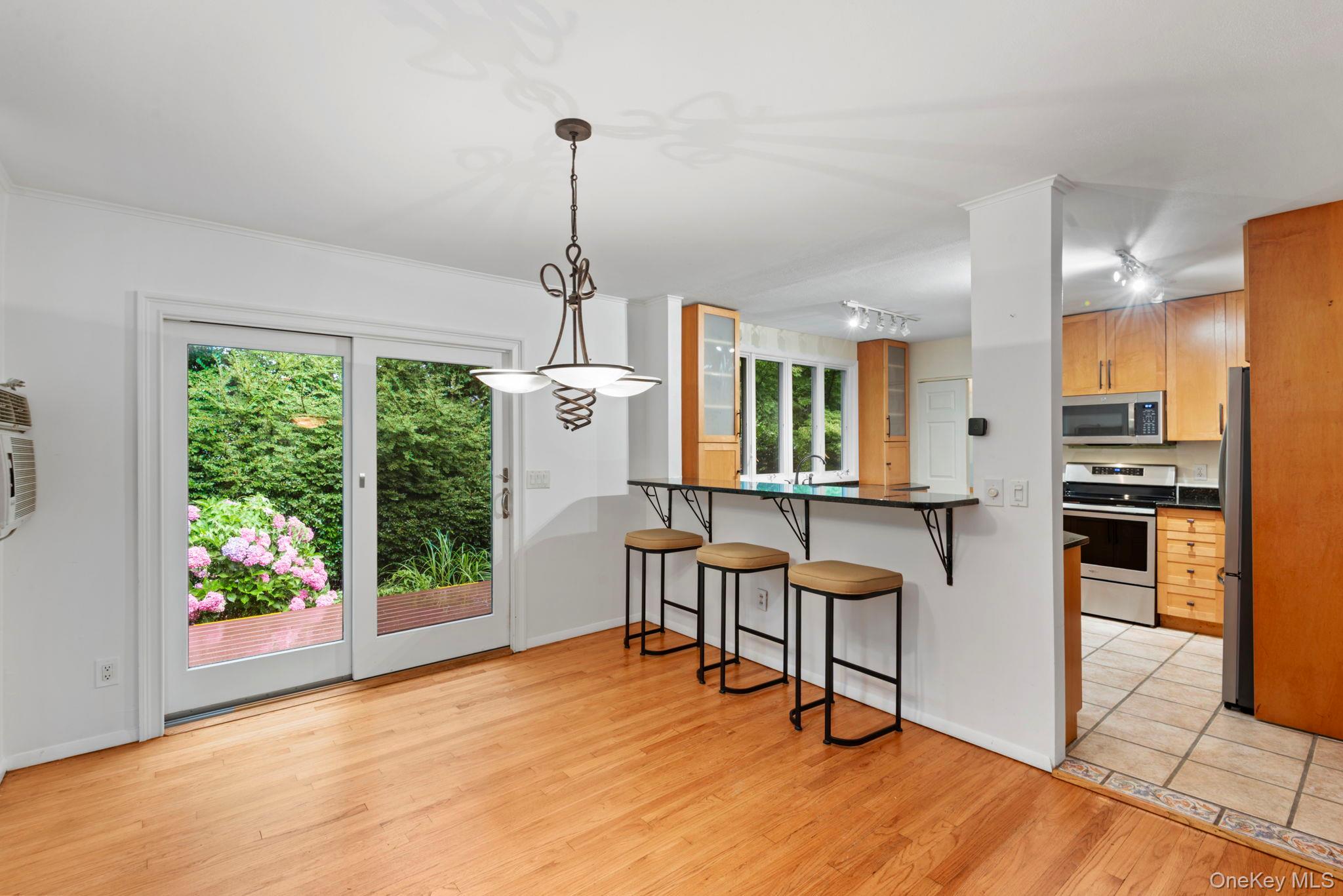 75 Cove Road – For Sale photo 9