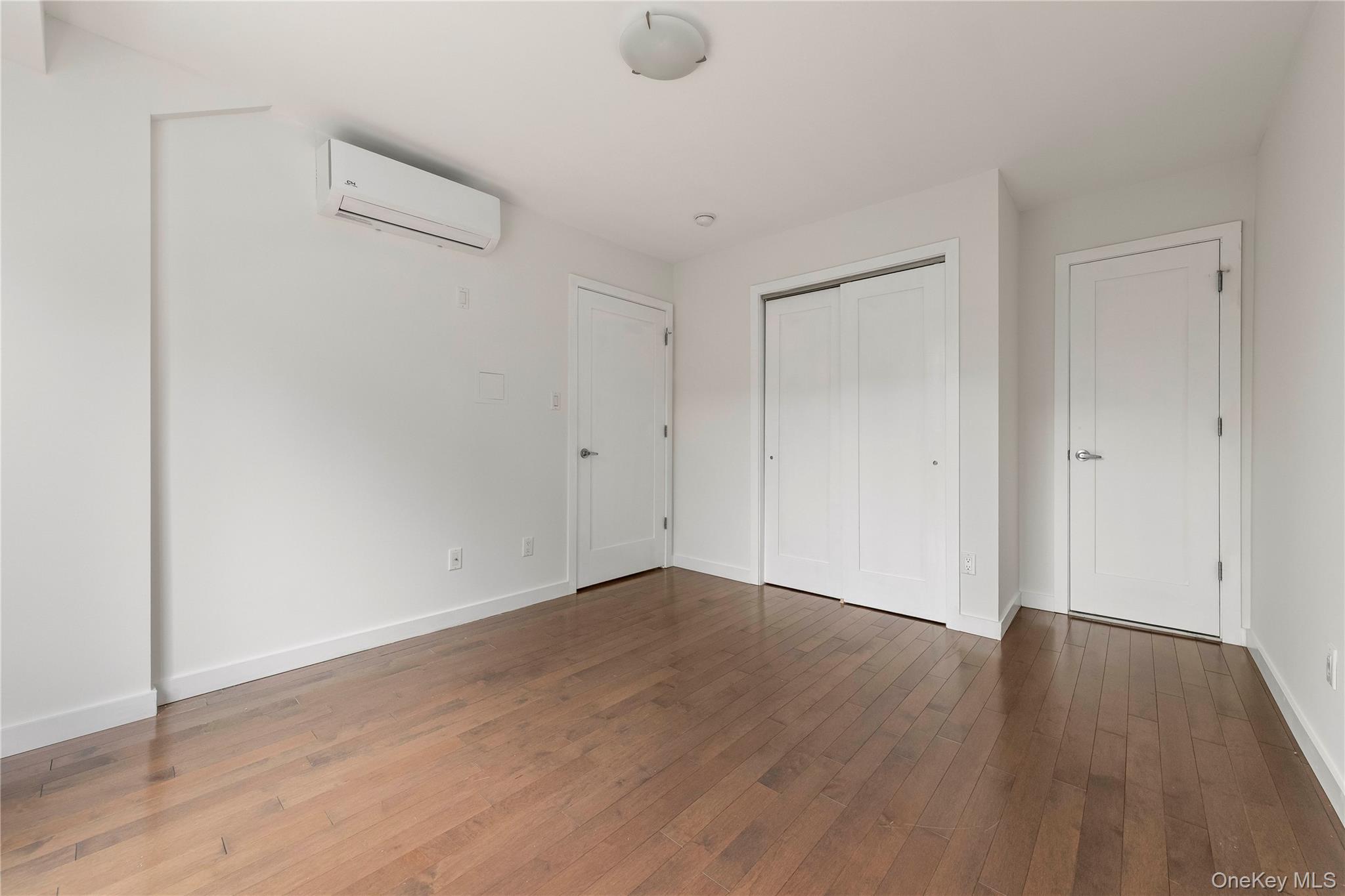 43-12 214 Place, Unit 3E photo 7
