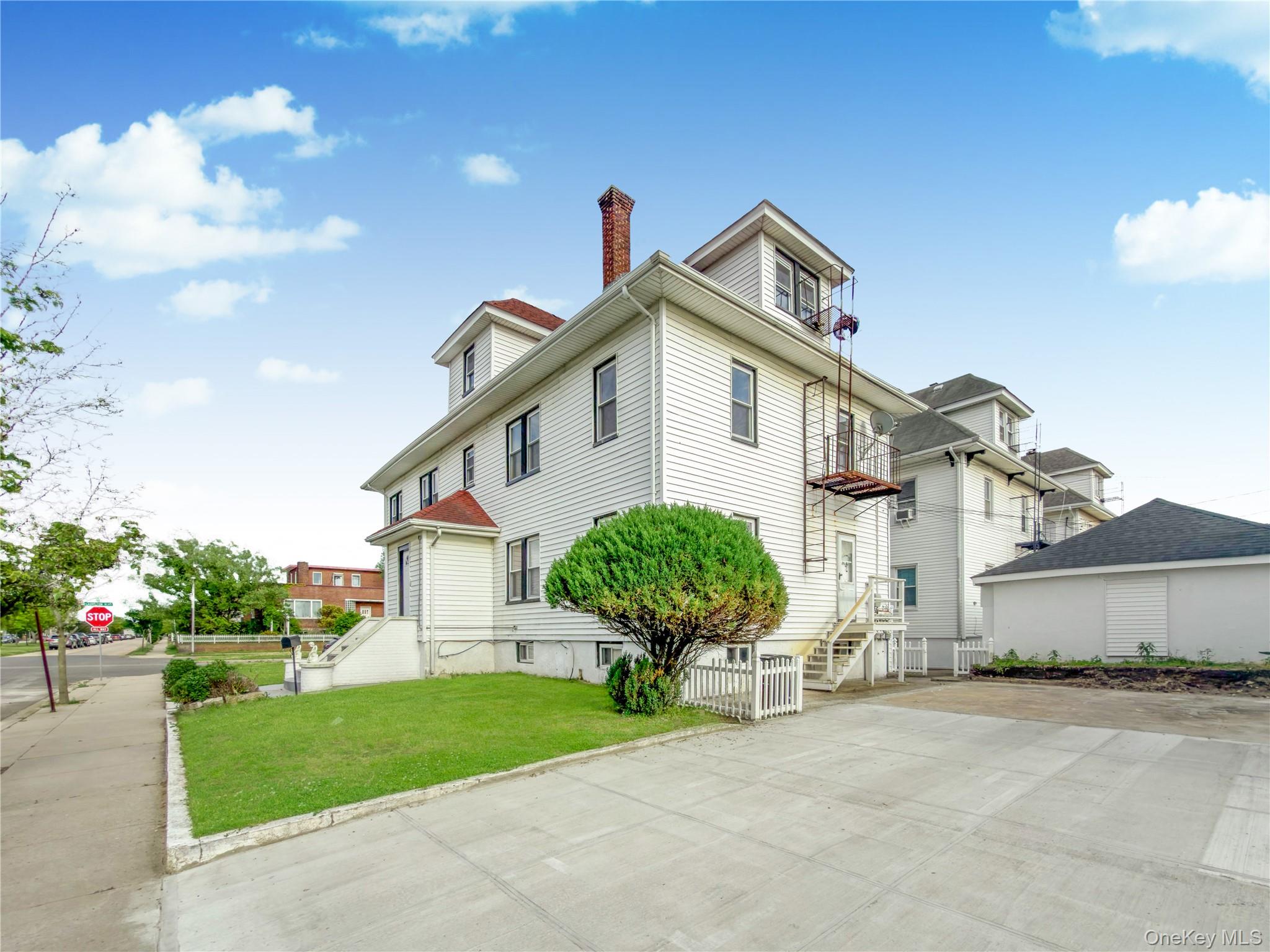 302 W Hudson Street – For Sale photo 8
