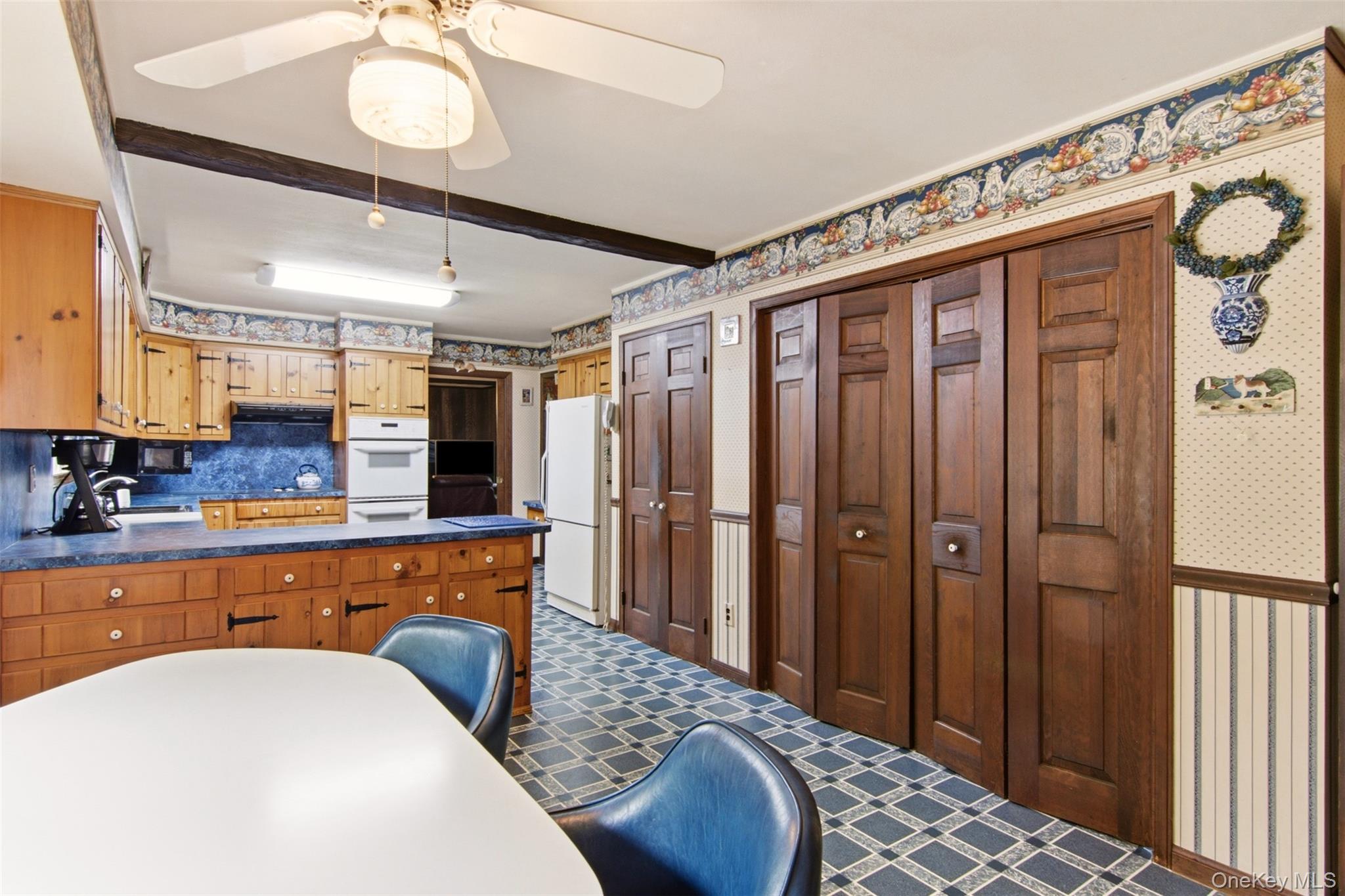 1 Gaul Road N – For Sale photo 17