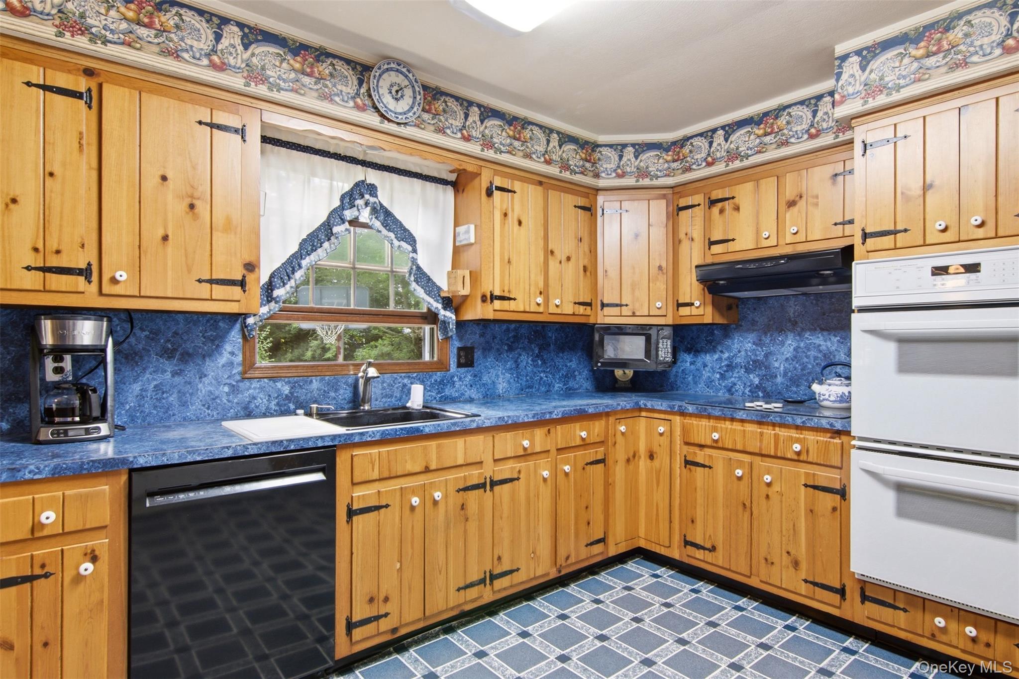 1 Gaul Road N – For Sale photo 20