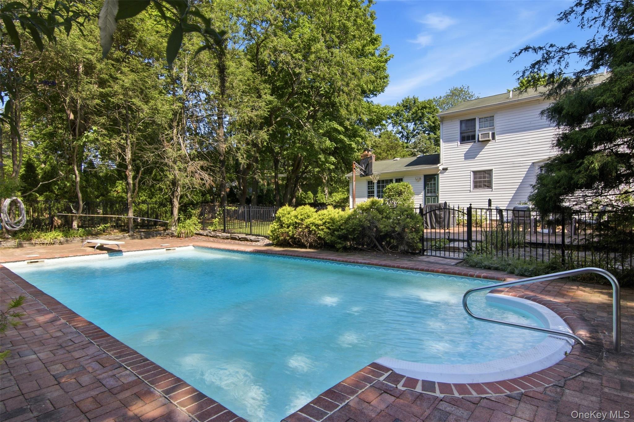 1 Gaul Road N – For Sale photo 33