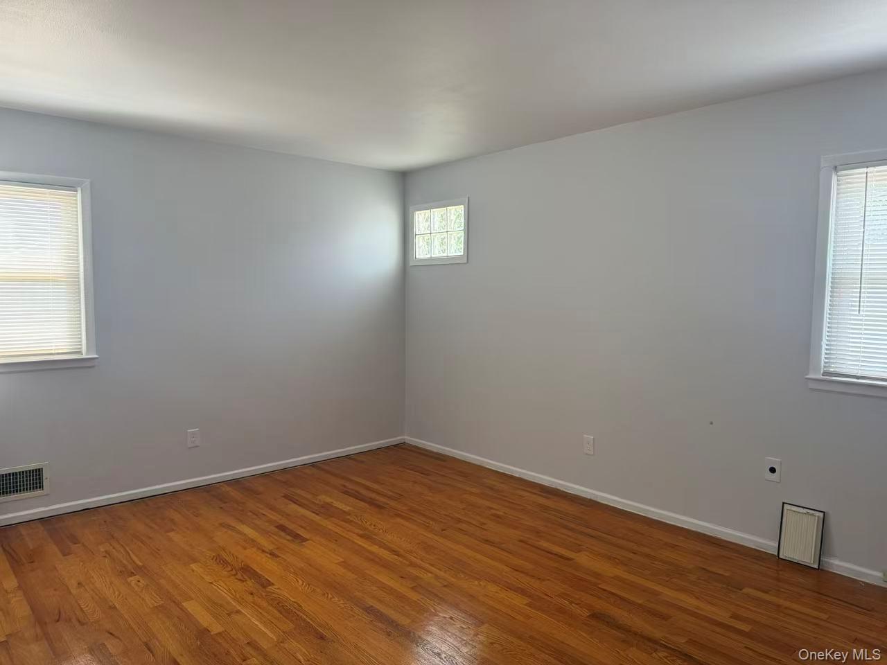 56 Convent Road – For Rent photo 5