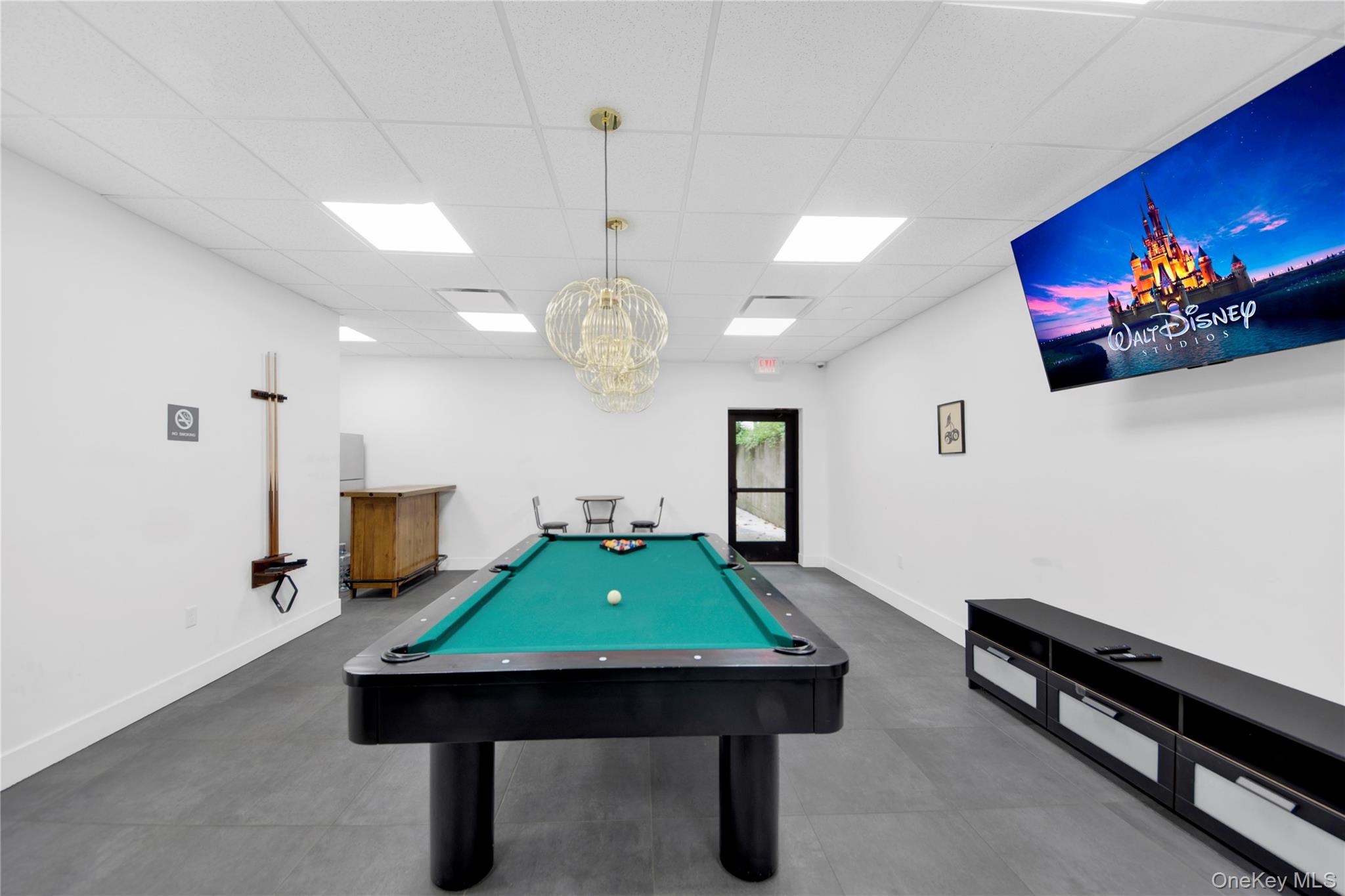 525 North MacQuesten Parkway – For Rent photo 21