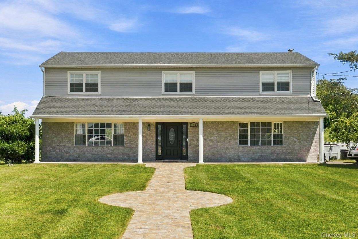 336 Grand Central Avenue – For Sale