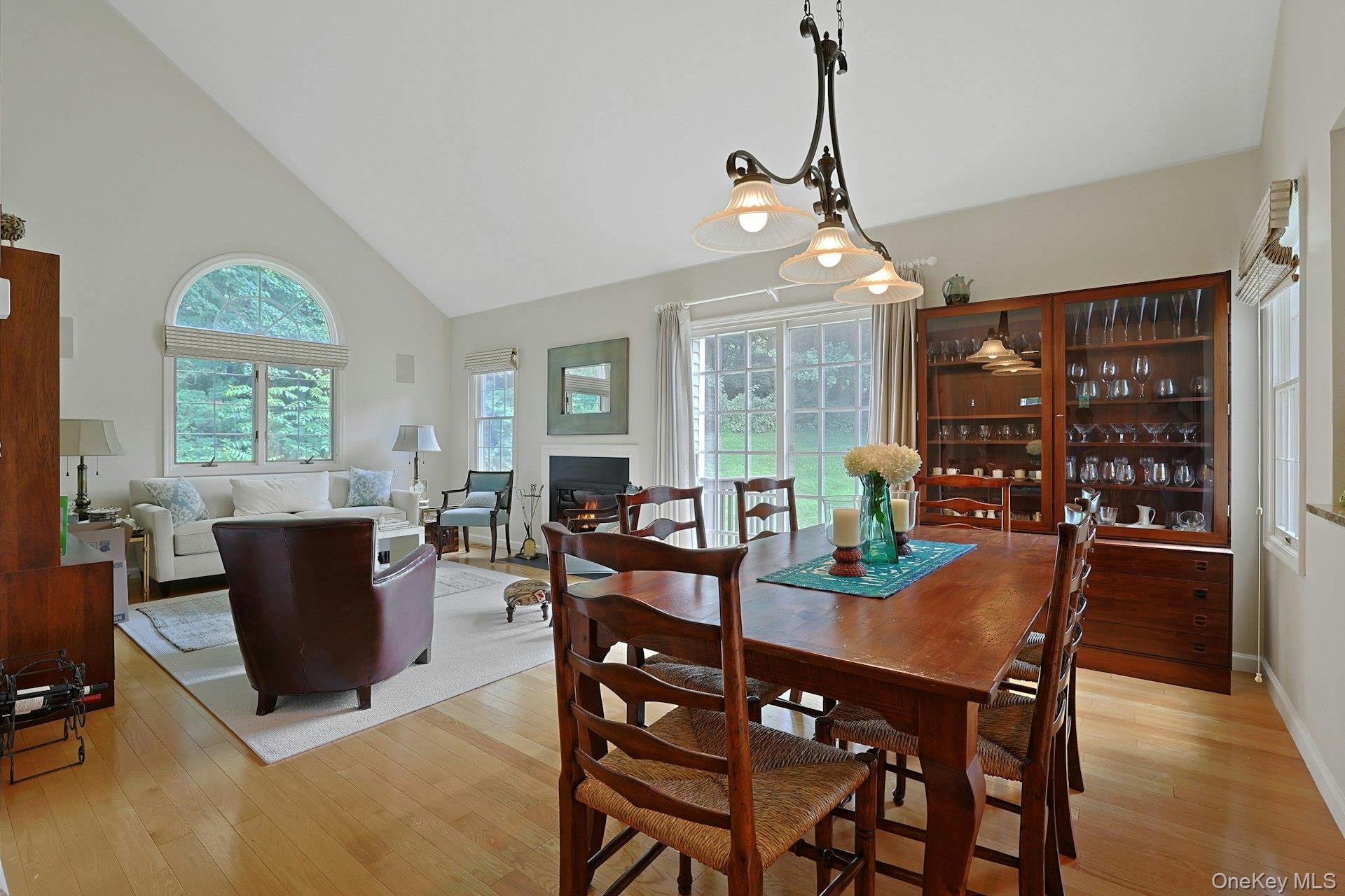 4101 Victoria Drive – For Sale photo 3