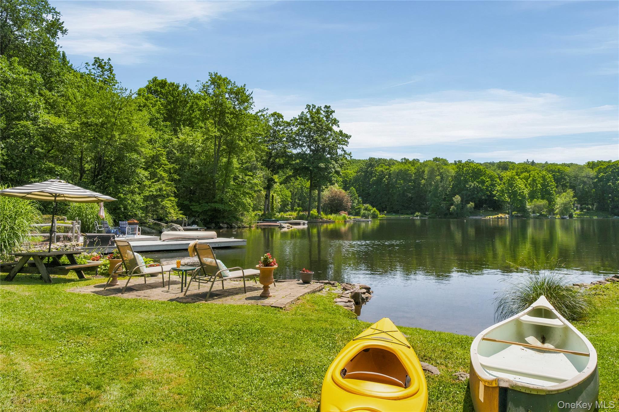 342 Lake Shore Road – For Sale