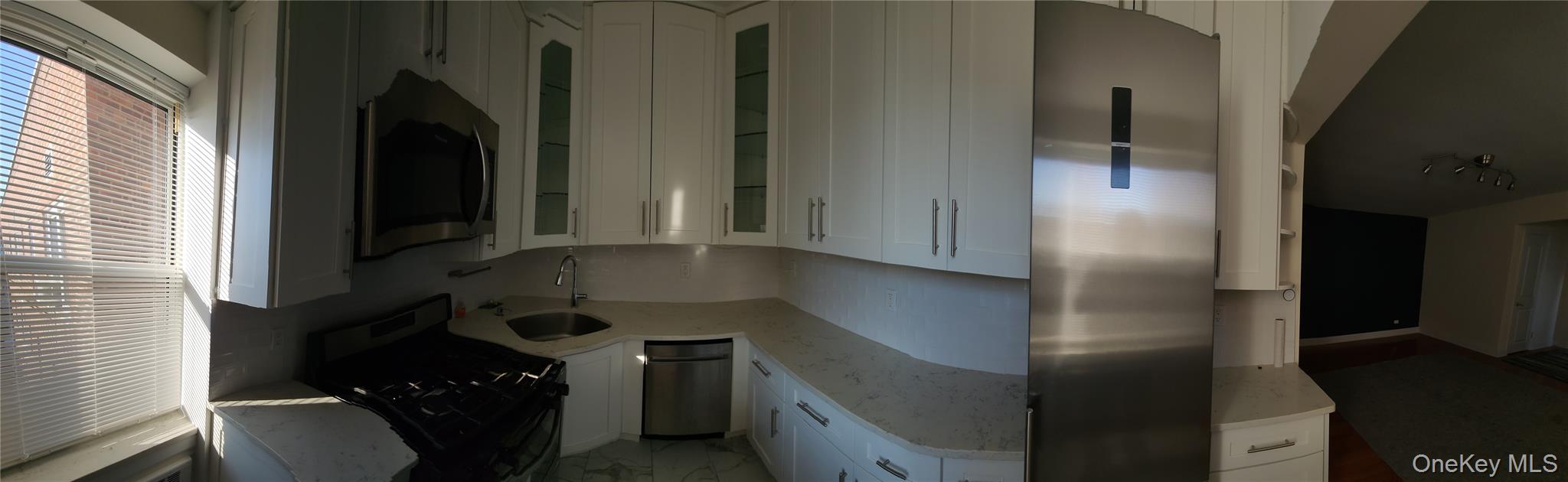 108-37 64 Avenue, Unit 6E photo 13