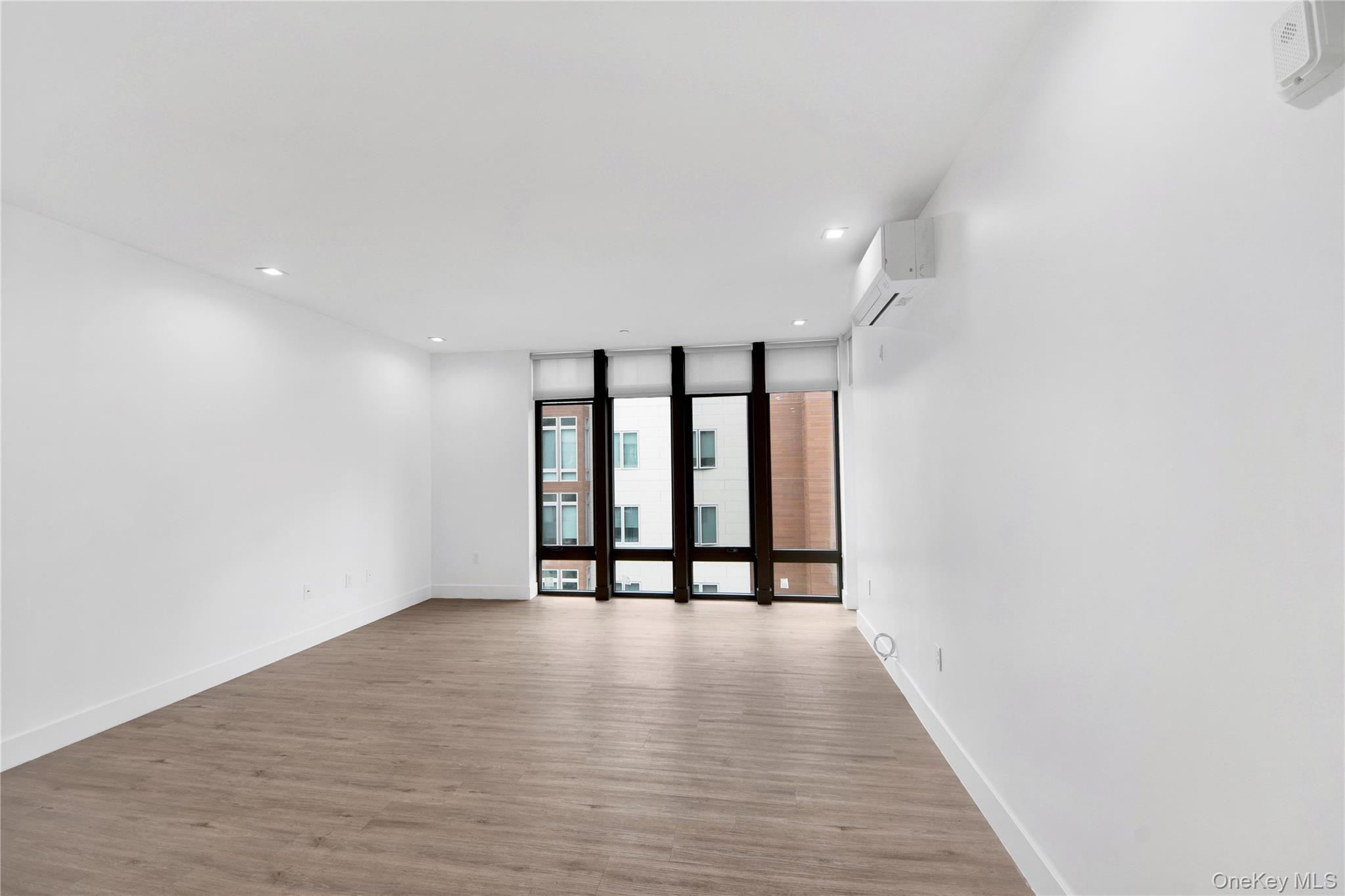 525 North MacQuesten Parkway – For Rent photo 10