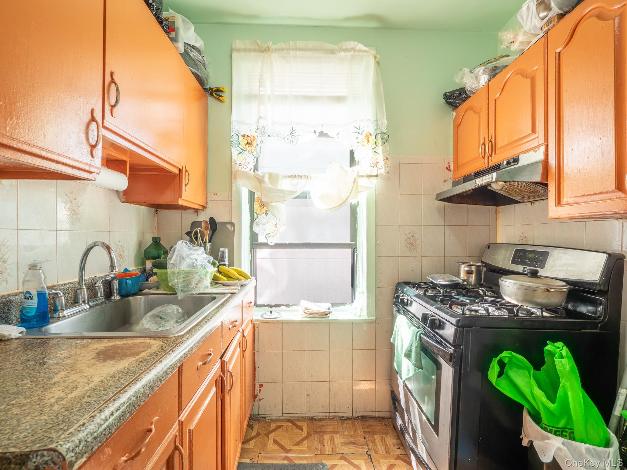 785 E 181 STREET, Unit 11 photo 12