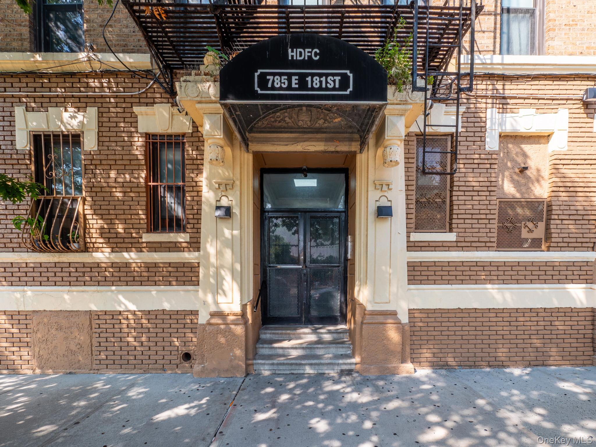 785 E 181 STREET, Unit 11 photo 2