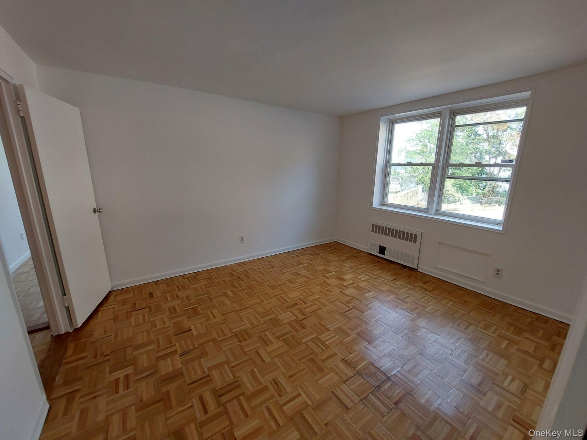 679 Warburton Avenue, Unit 1L photo 10