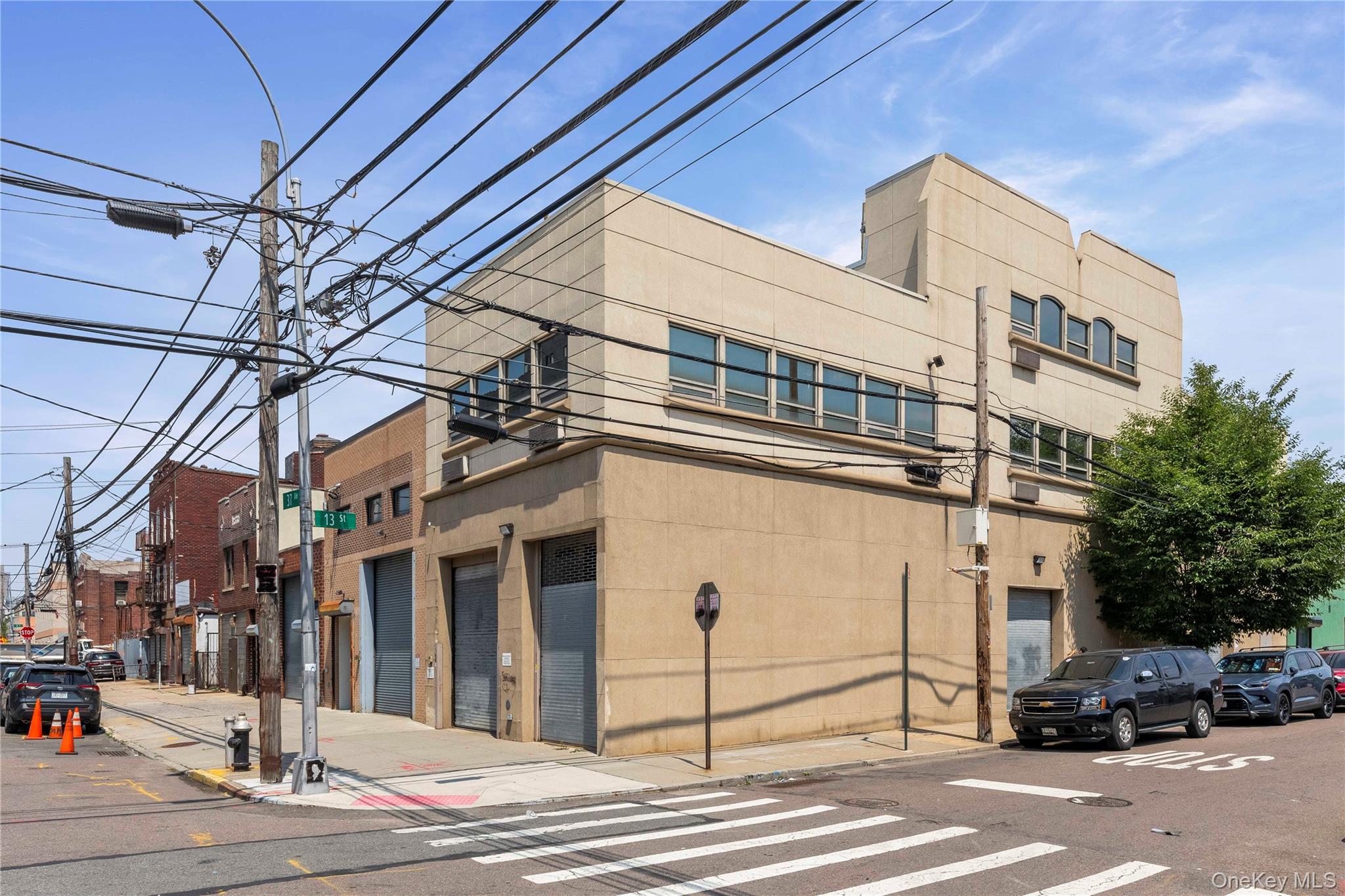 12-19 37th Avenue – For Rent photo 26