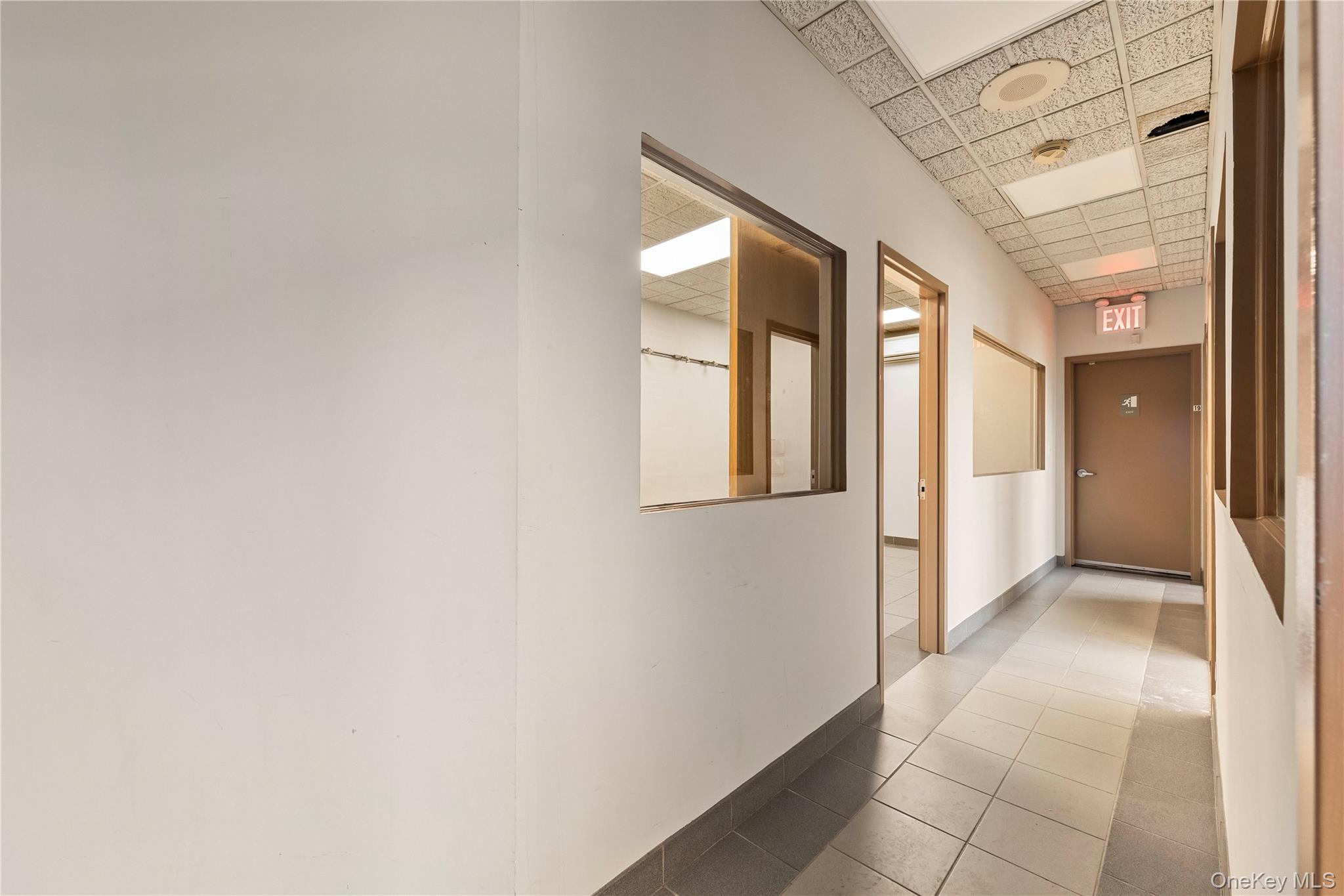 12-19 37th Avenue – For Rent photo 19