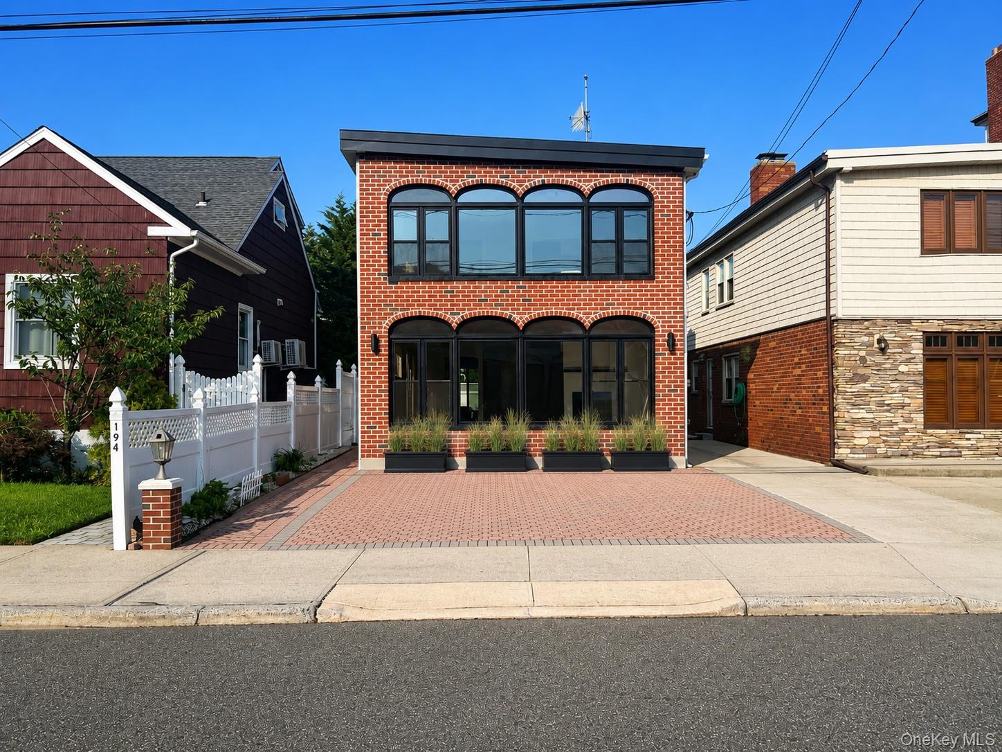194 Beach 132nd Street – For Sale
