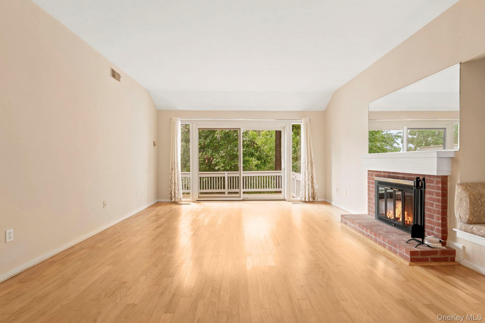 241 Heritage Hills, Unit D photo 7