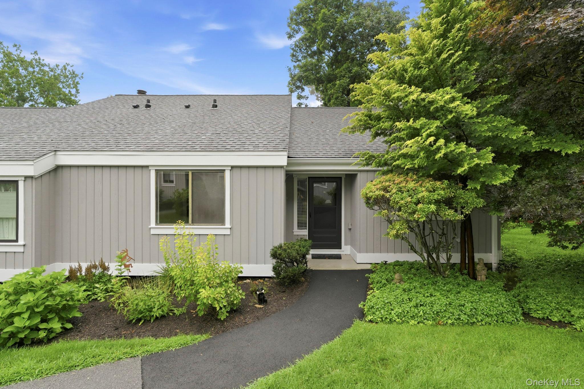 241 Heritage Hills, Unit D