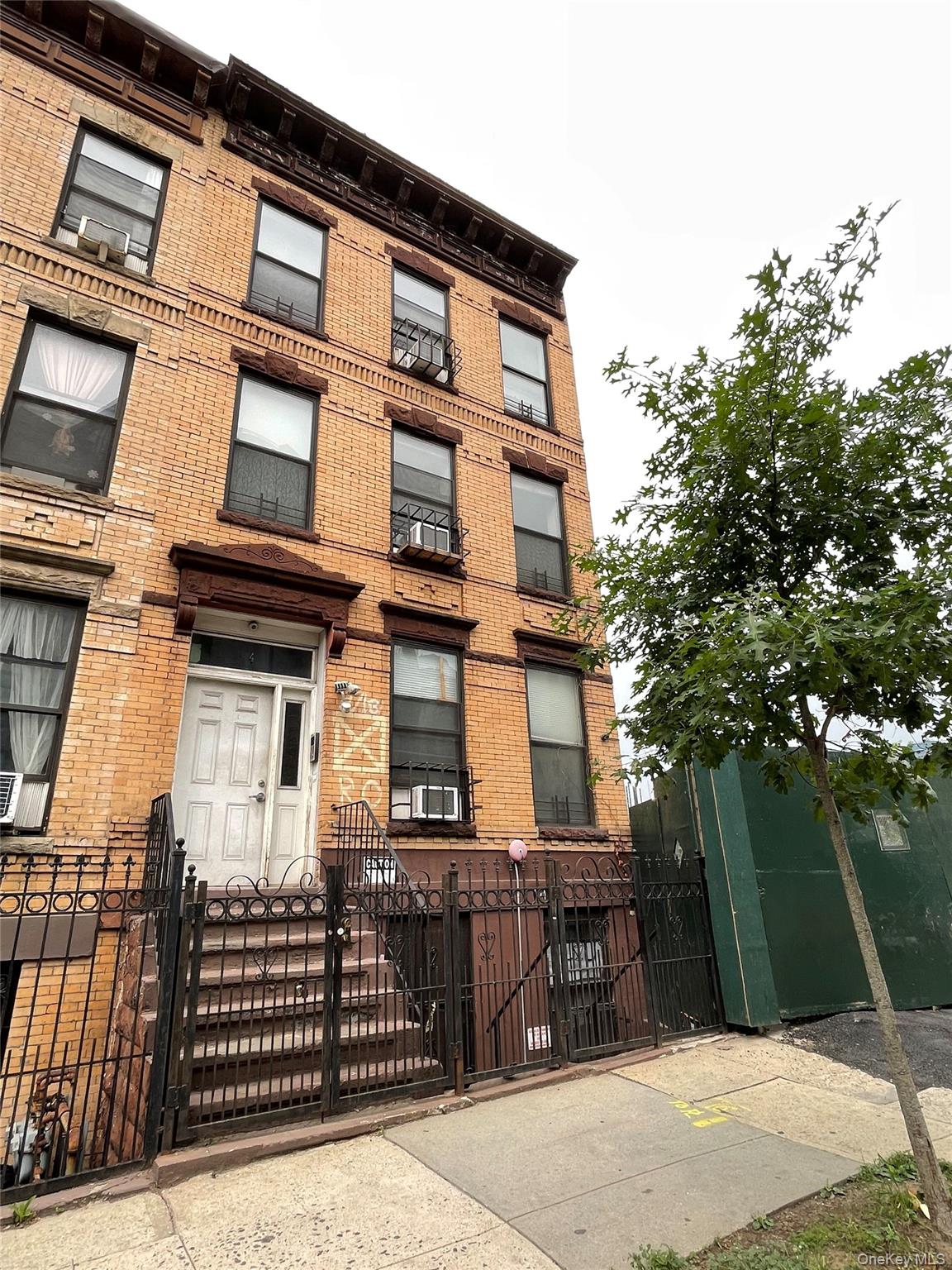 14 Convent Avenue – For Sale
