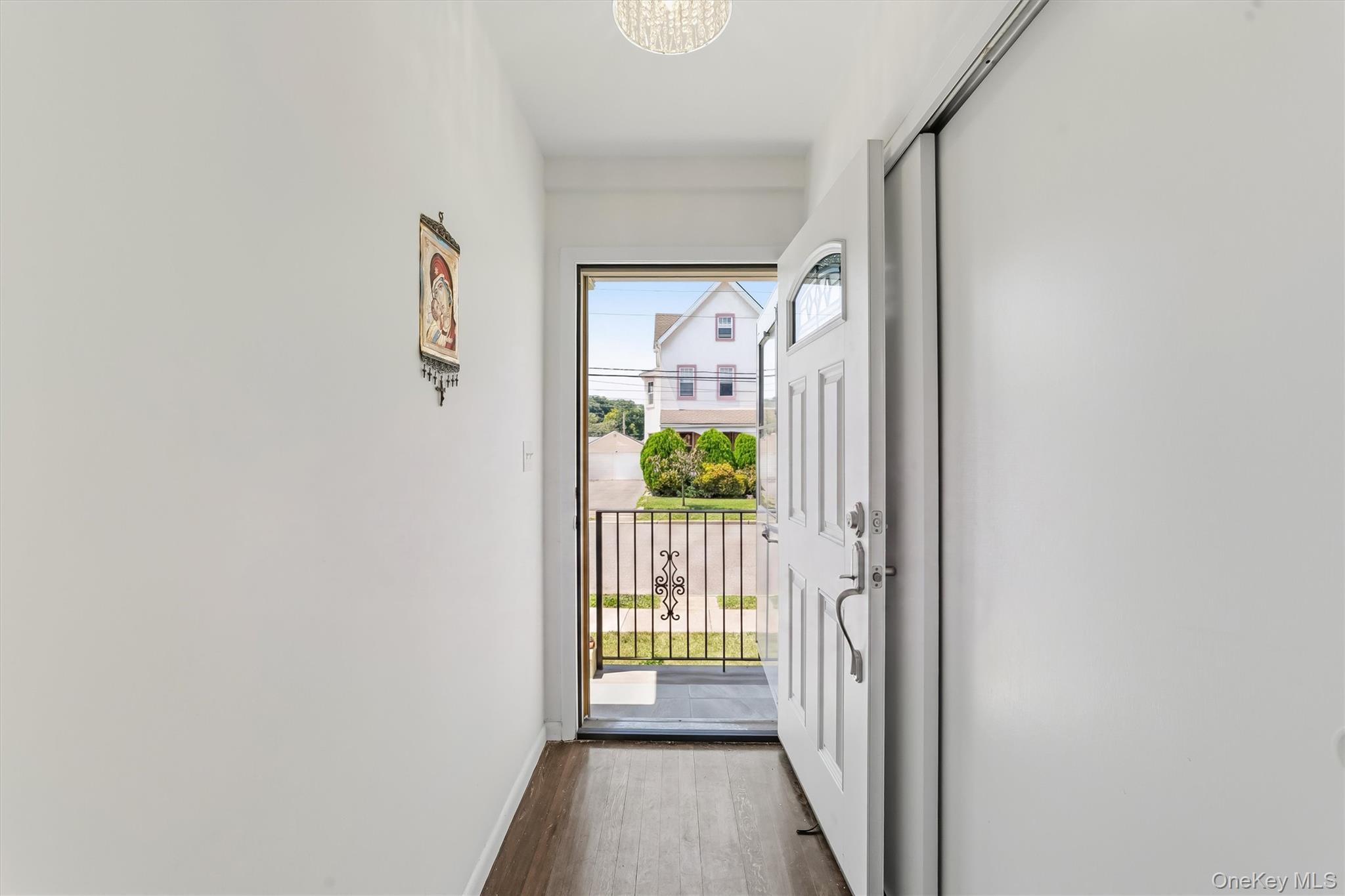208 Third Avenue – For Sale photo 6