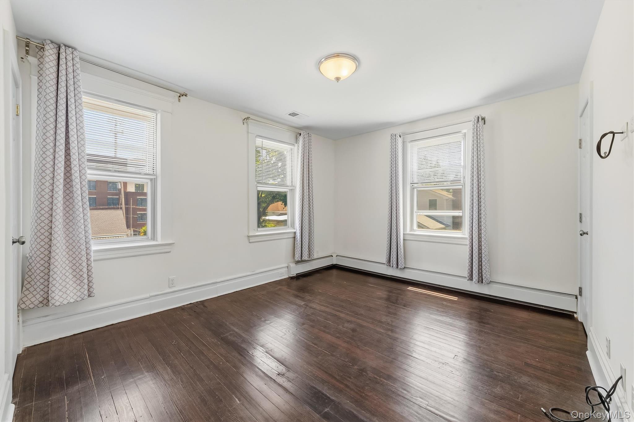 208 Third Avenue – For Sale photo 29