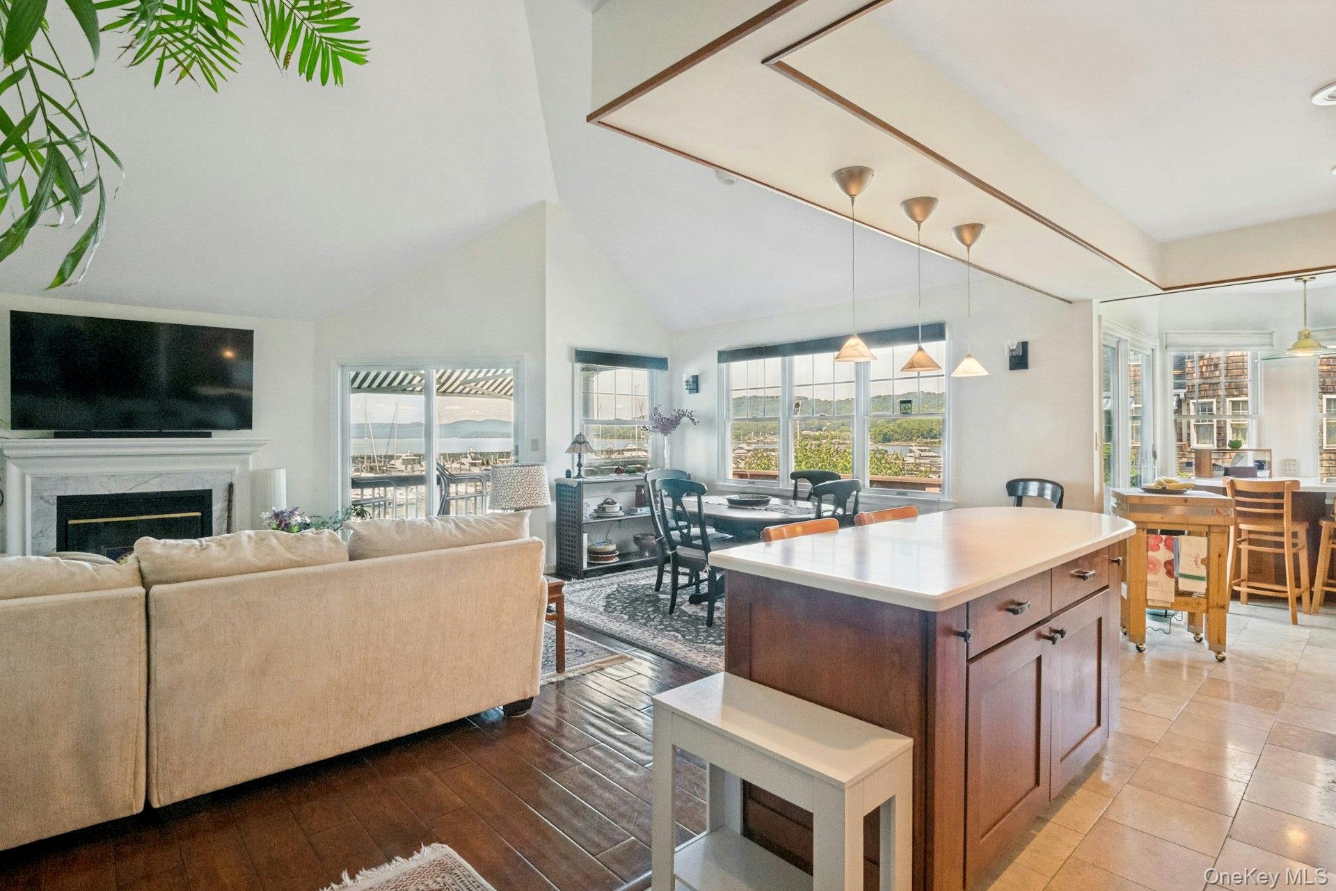 308 Half Moon Bay Drive – For Sale photo 13