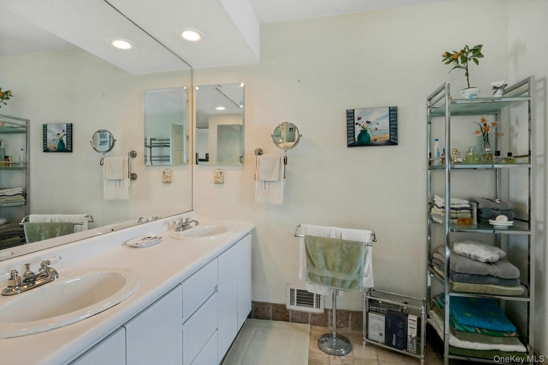 308 Half Moon Bay Drive – For Sale photo 27