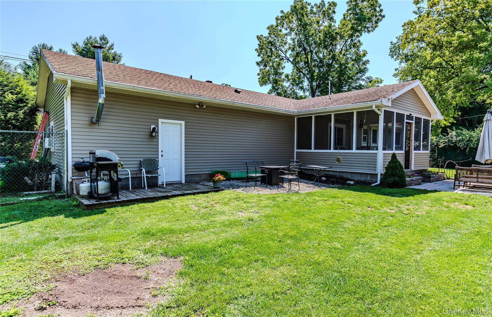 19 Closs Drive – For Sale photo 31
