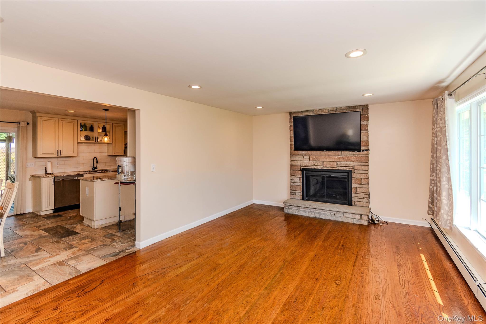 19 Closs Drive – For Sale photo 9
