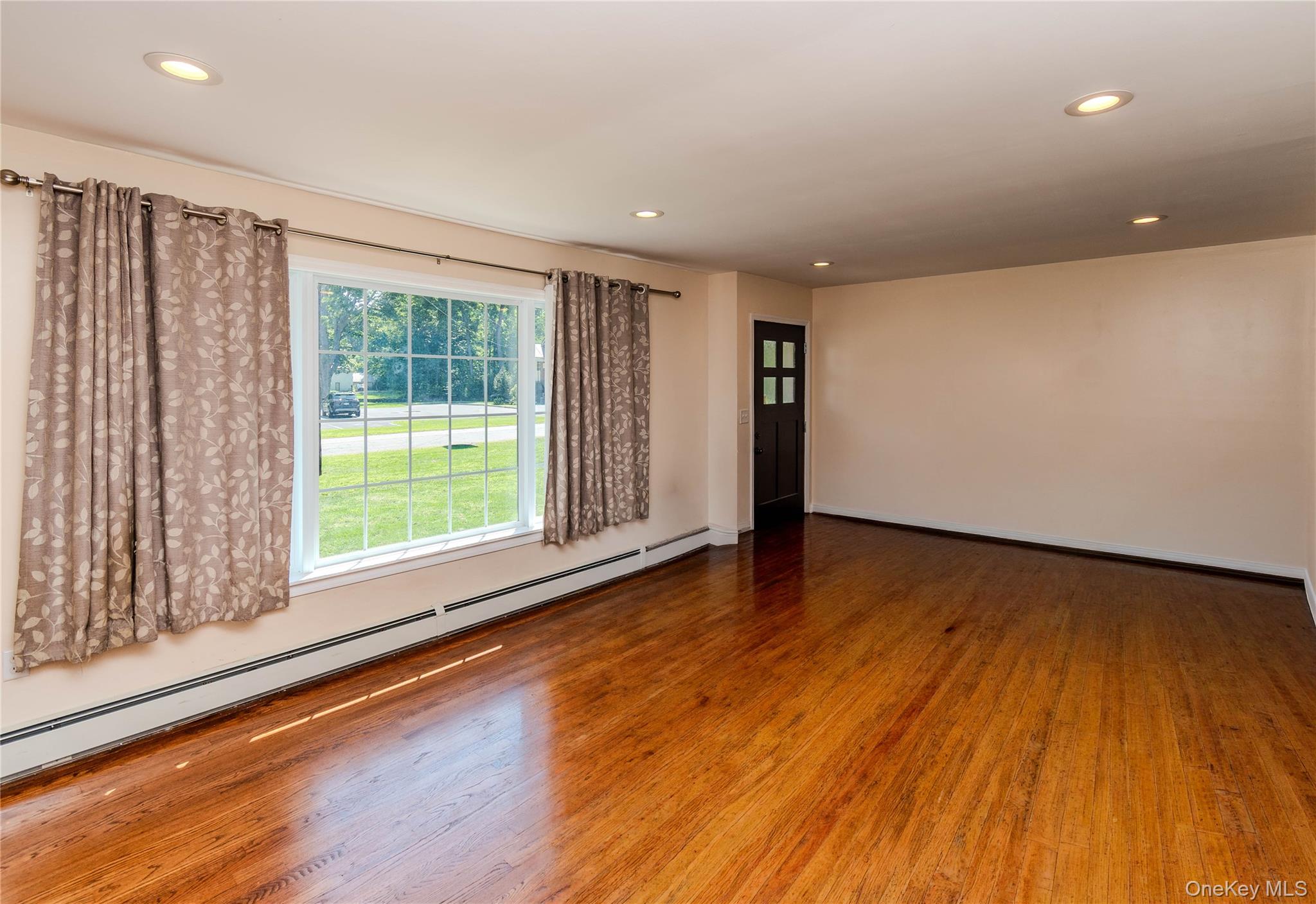 19 Closs Drive – For Sale photo 10