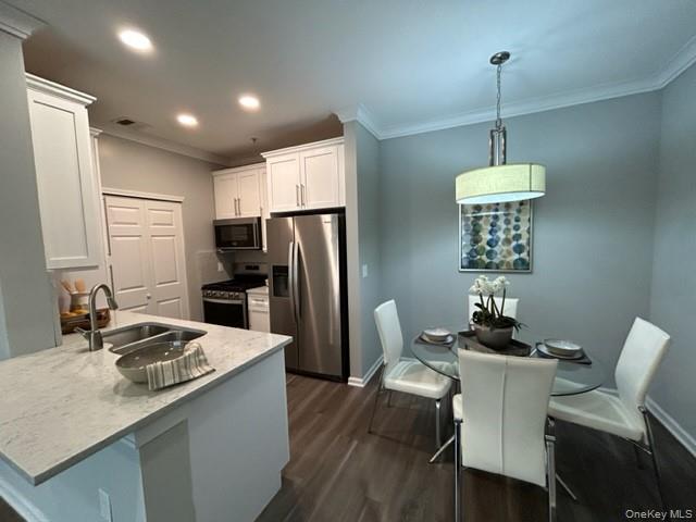 1 Charles Pond Drive, Unit 6-617 photo 4