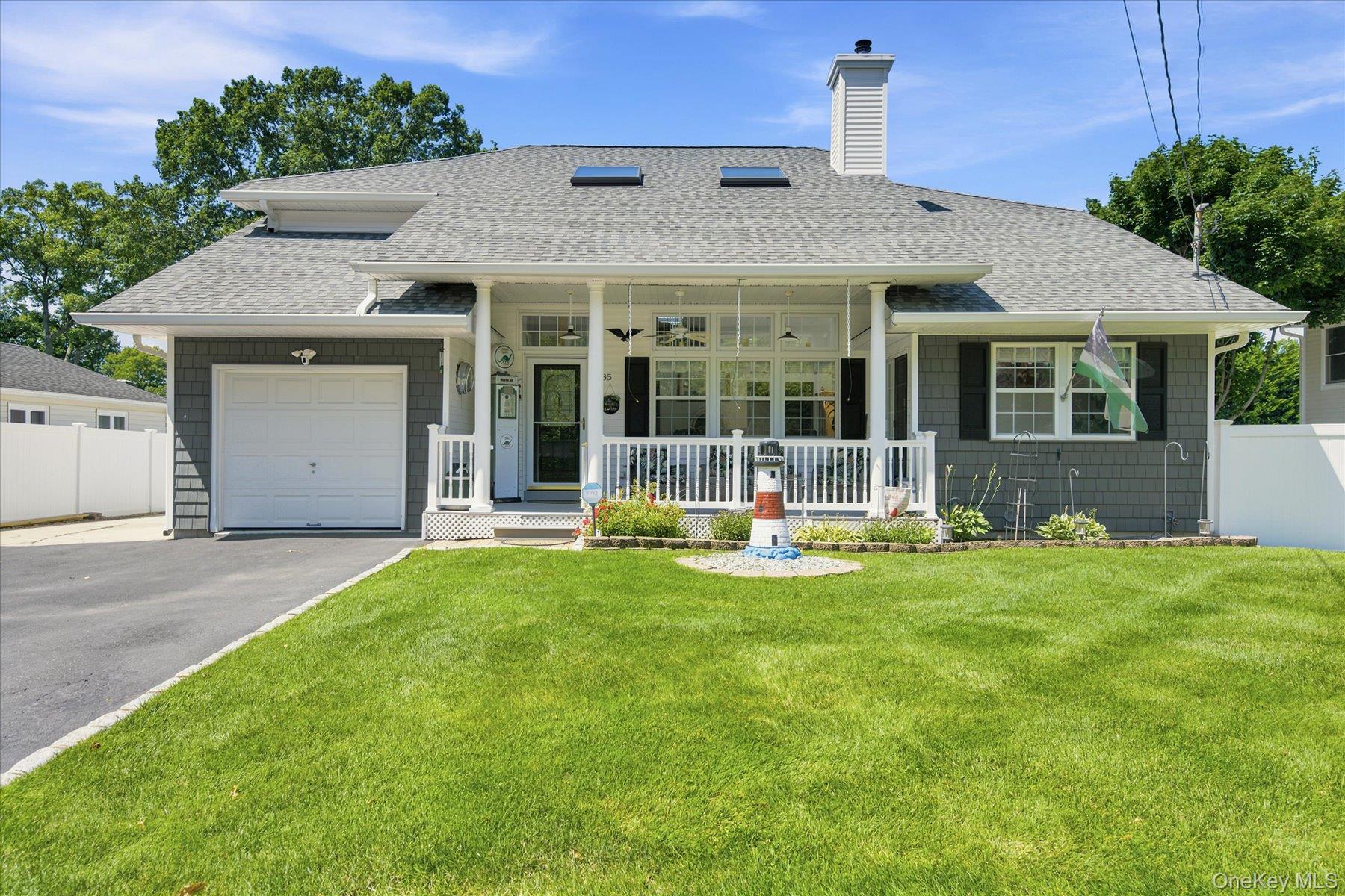 85 Maple Road – For Sale photo 2