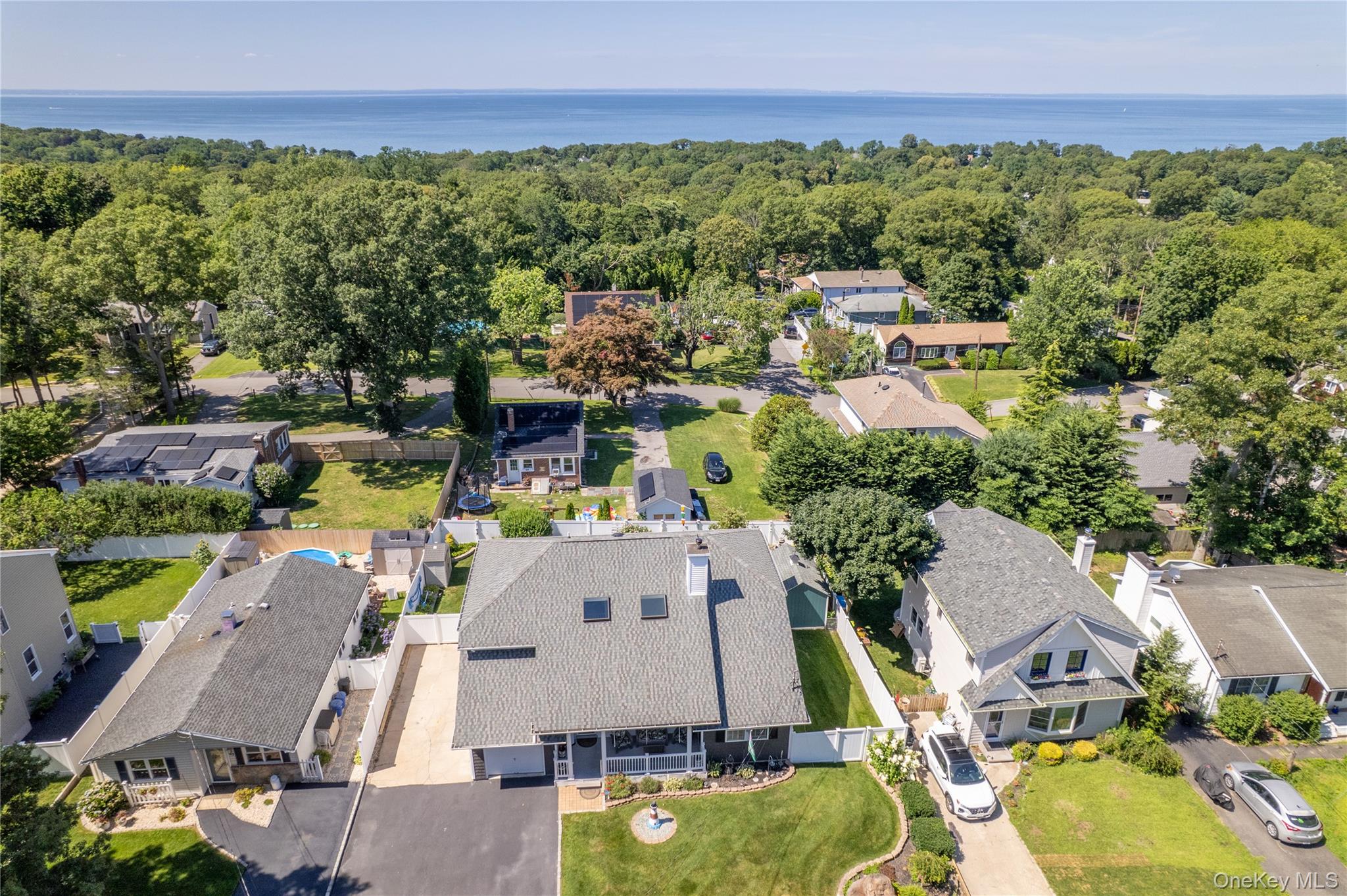 85 Maple Road – For Sale photo 3