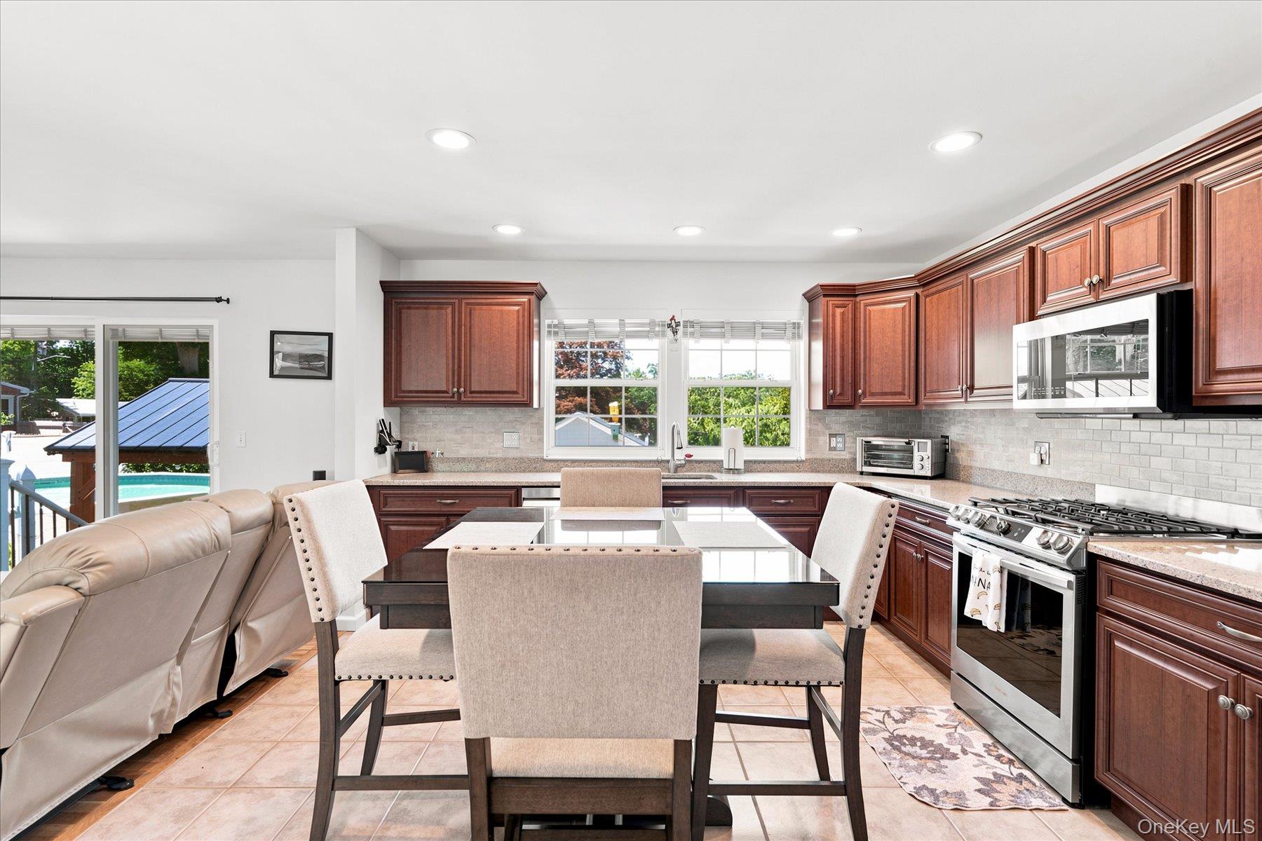 85 Maple Road – For Sale photo 10