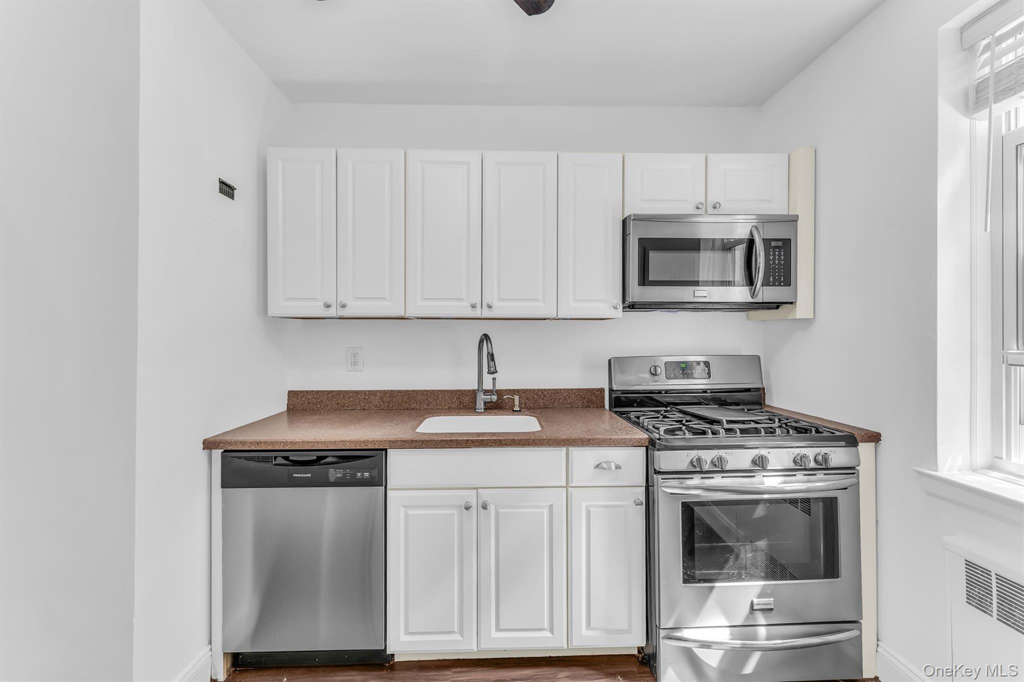 36 Cathedral Avenue, Unit 2D photo 14
