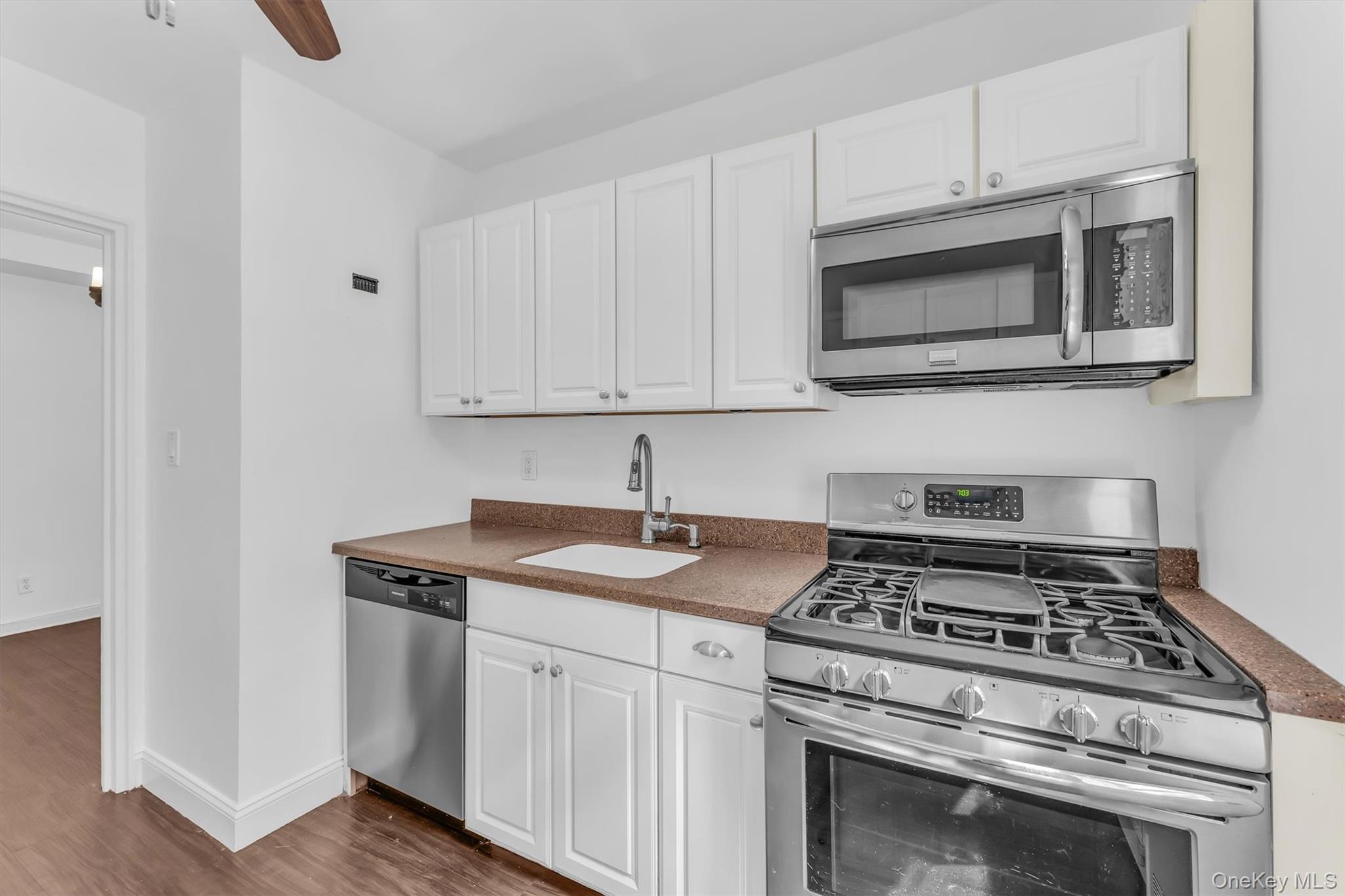 36 Cathedral Avenue, Unit 2D photo 13