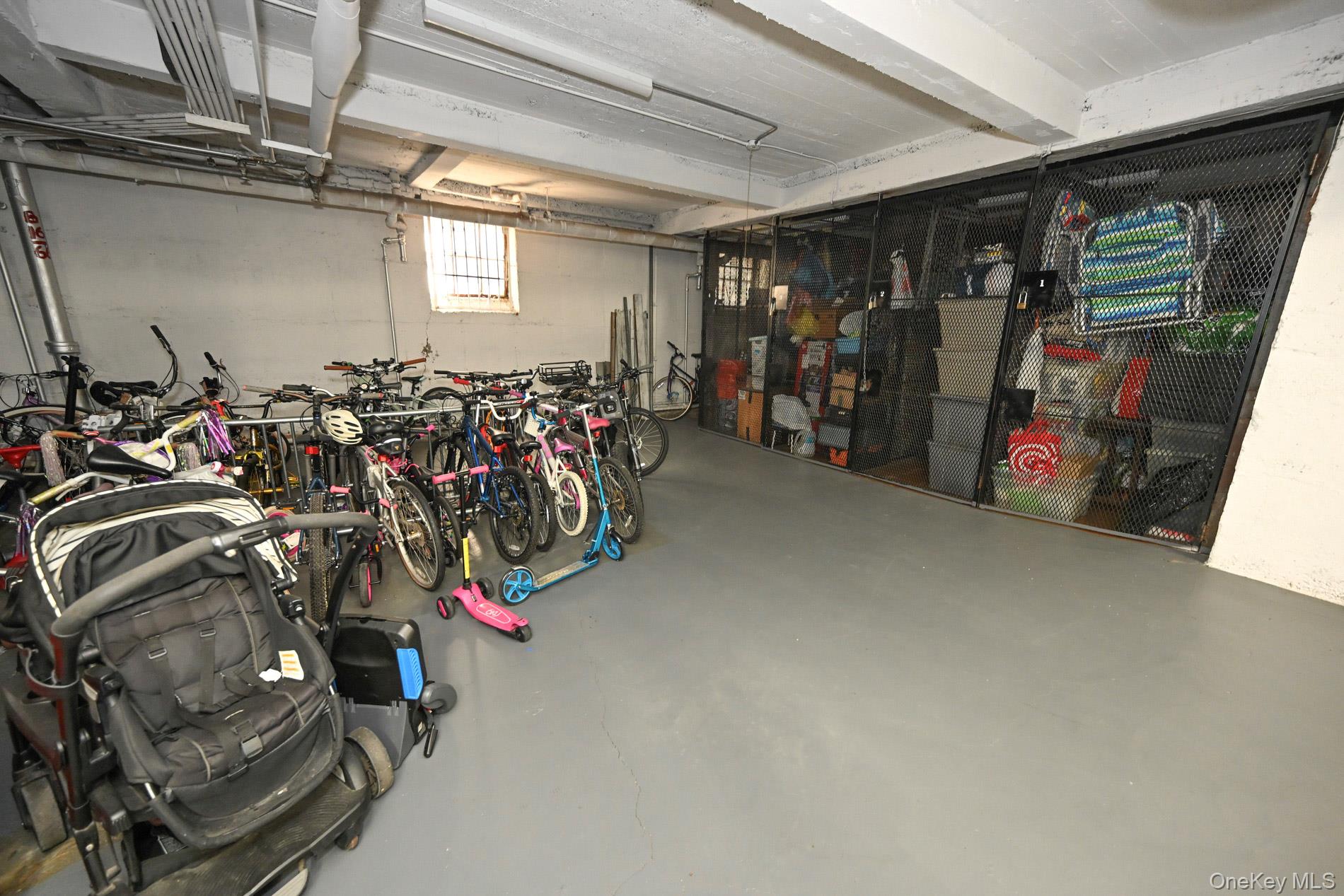 61-41 Saunders Street, Unit B25 photo 37