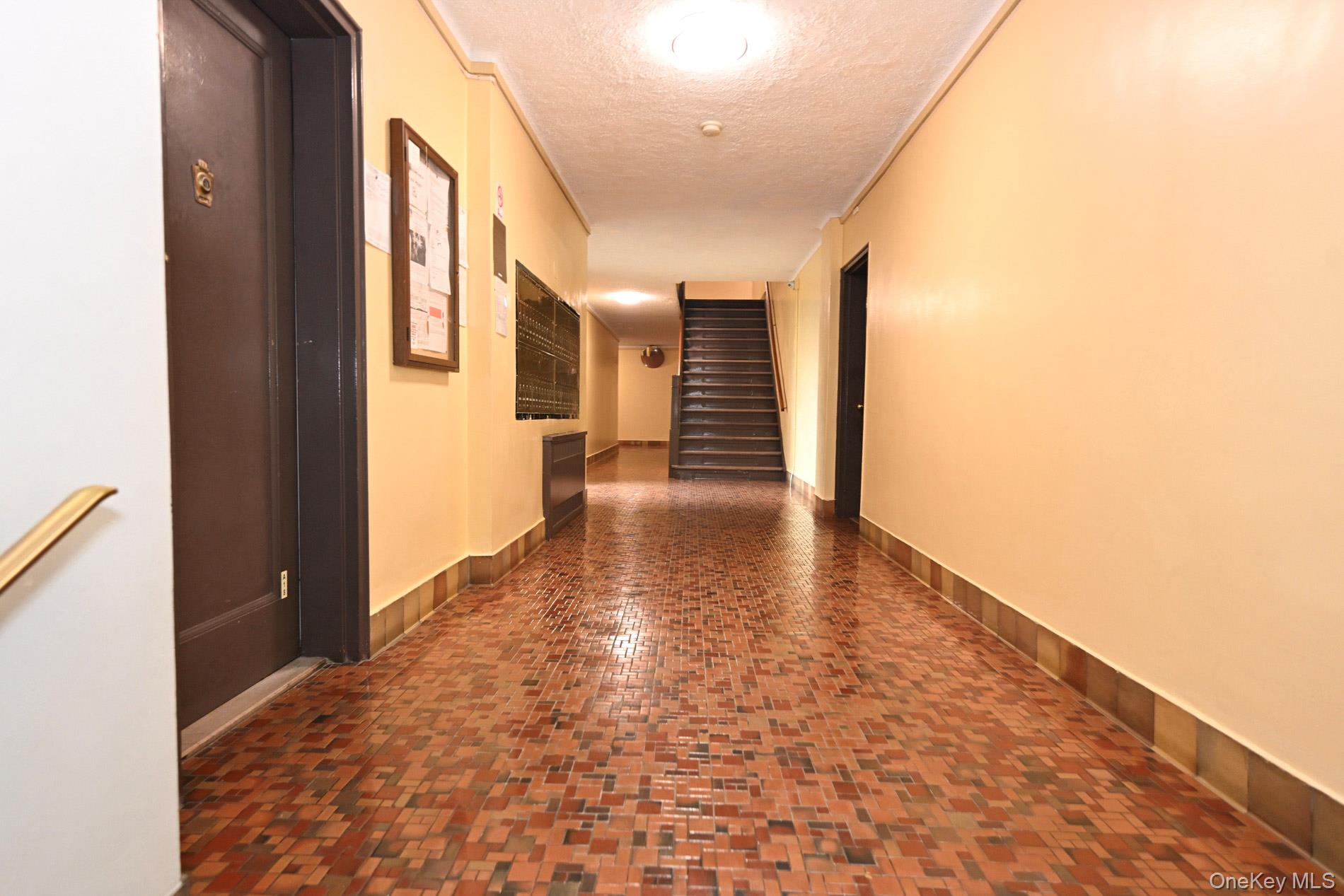 61-41 Saunders Street, Unit B25 photo 9