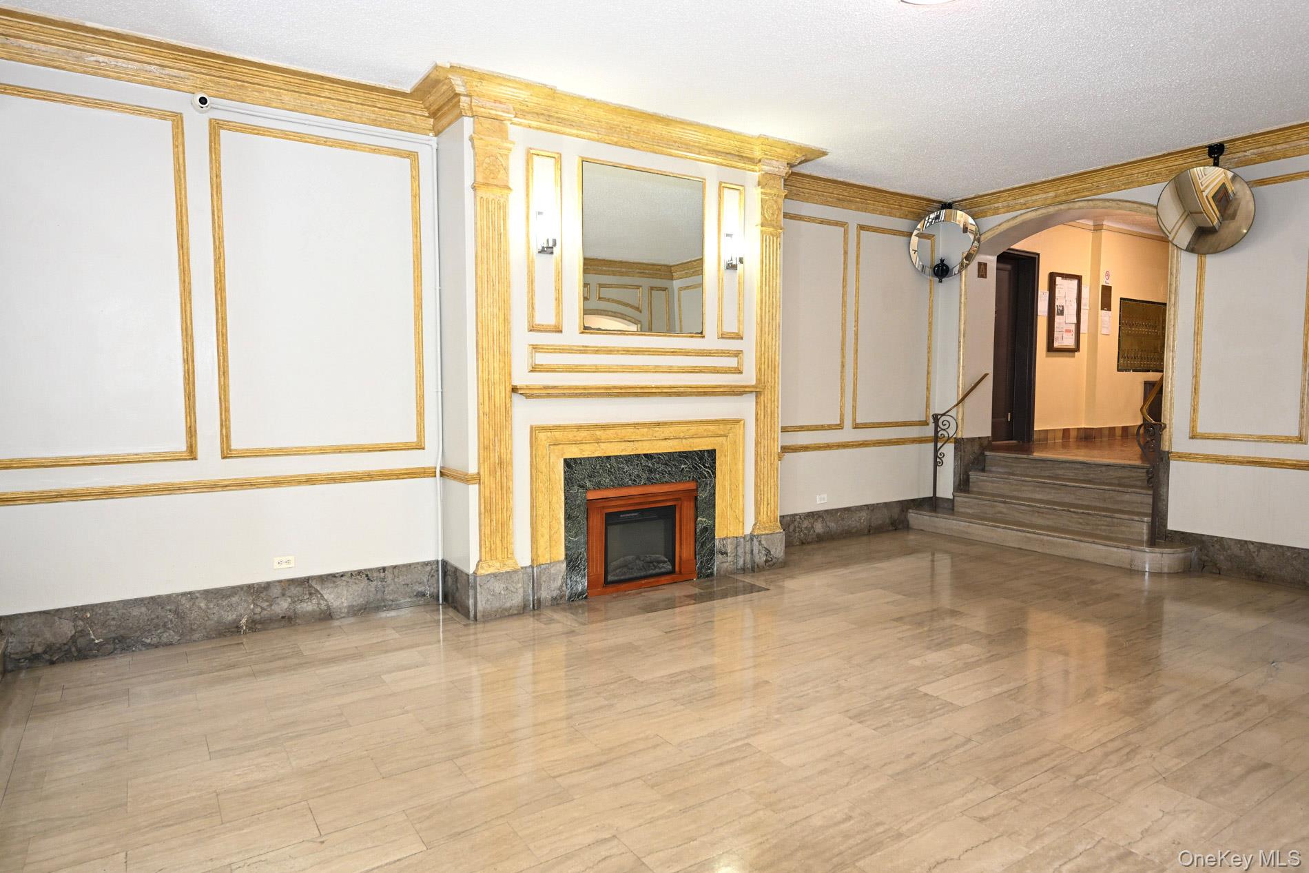 61-41 Saunders Street, Unit B25 photo 8