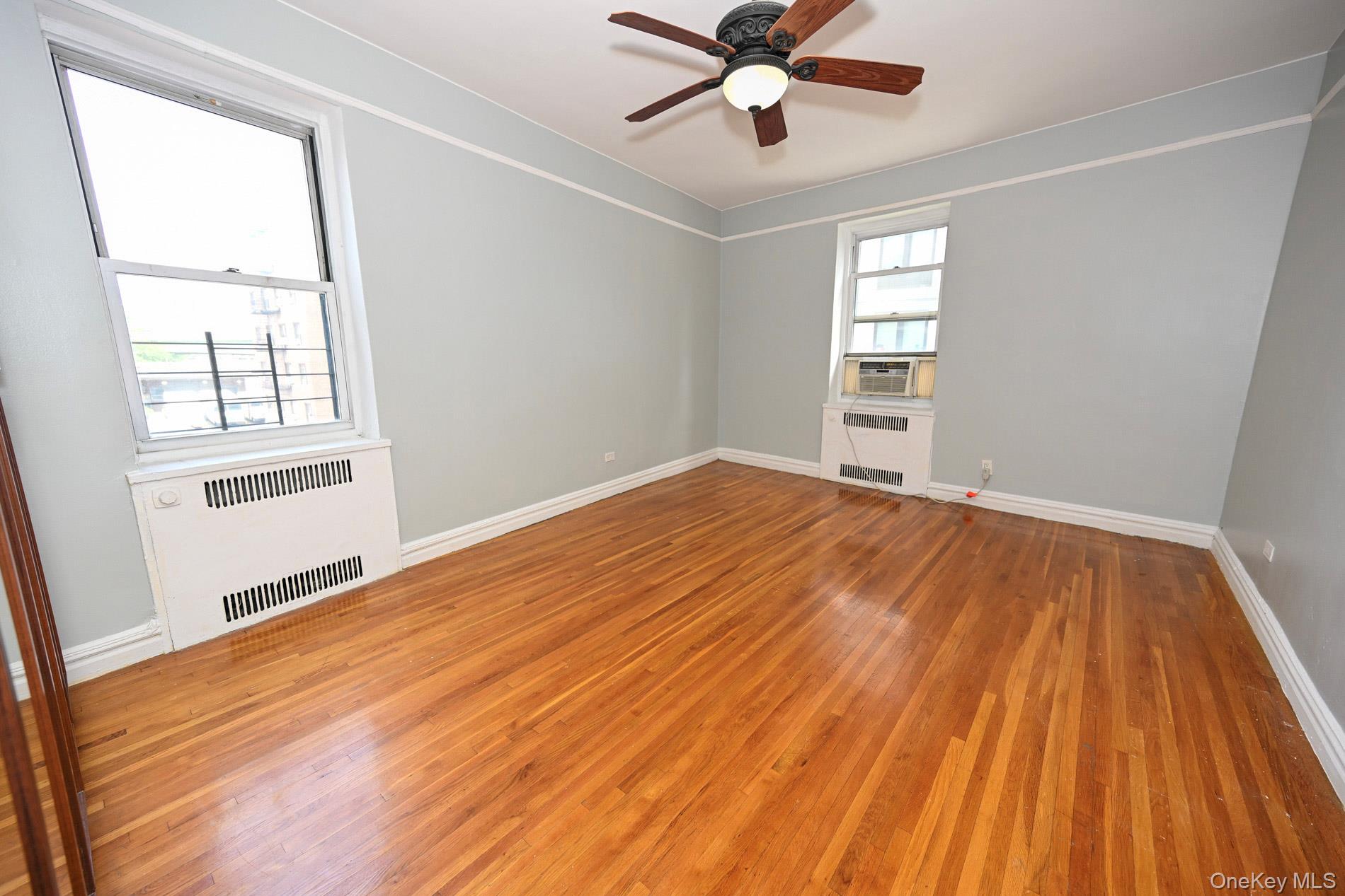 61-41 Saunders Street, Unit B25 photo 26