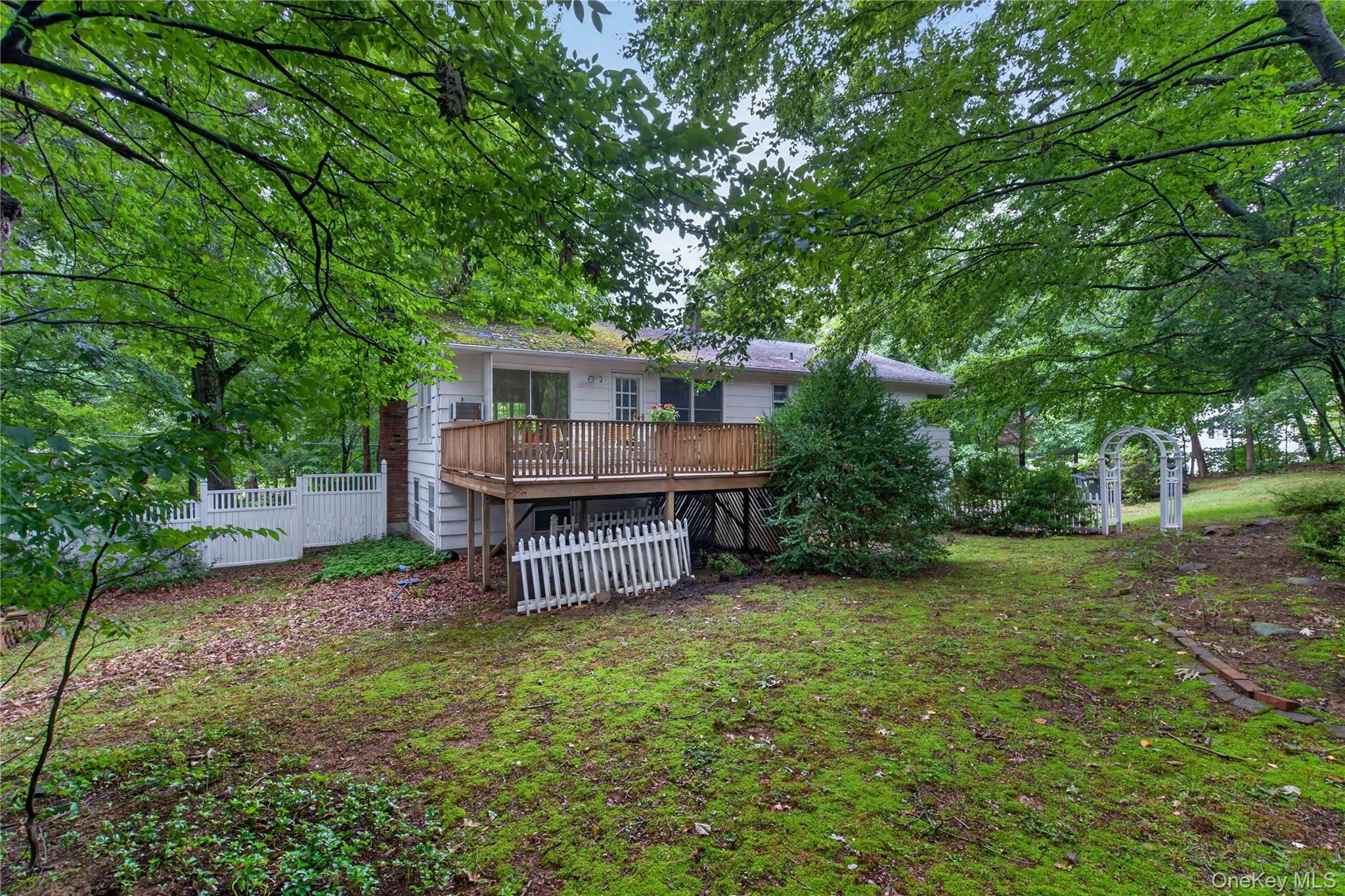 8 Peter Avenue – For Sale photo 34