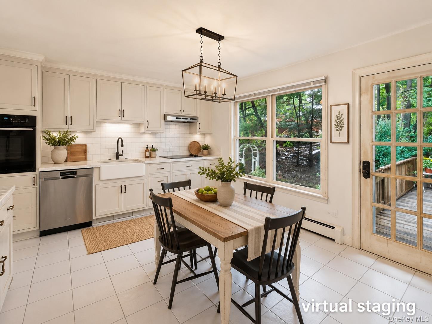8 Peter Avenue – For Sale photo 12