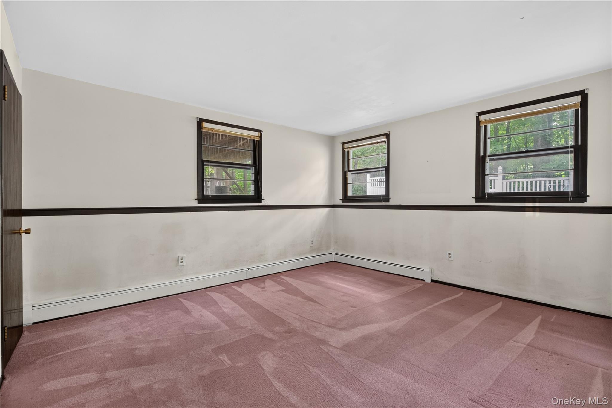 8 Peter Avenue – For Sale photo 31