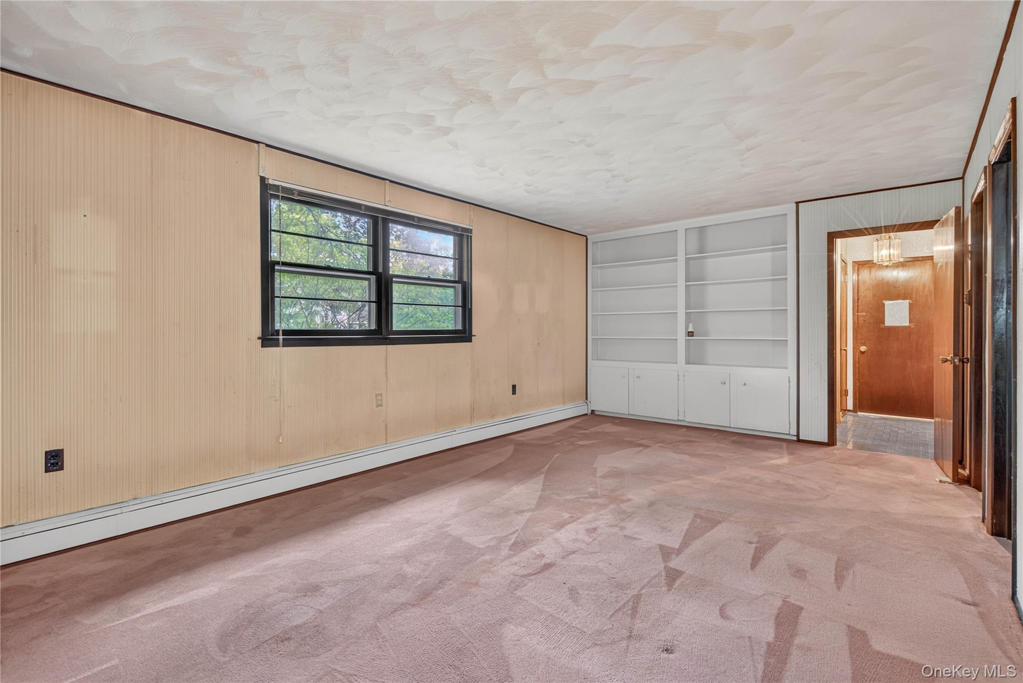8 Peter Avenue – For Sale photo 28