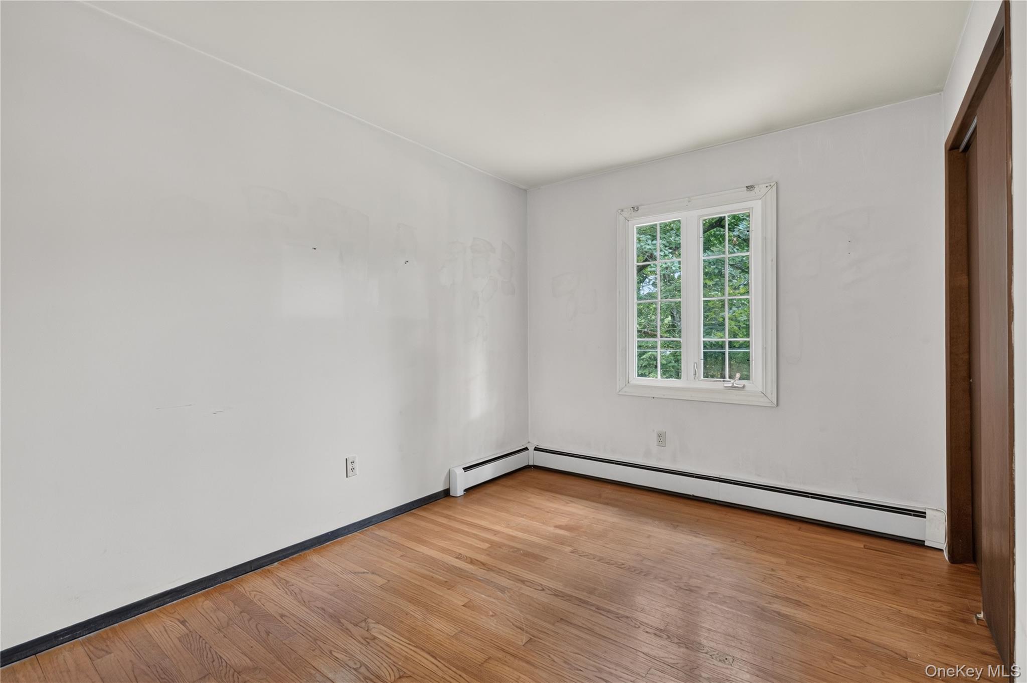 8 Peter Avenue – For Sale photo 15